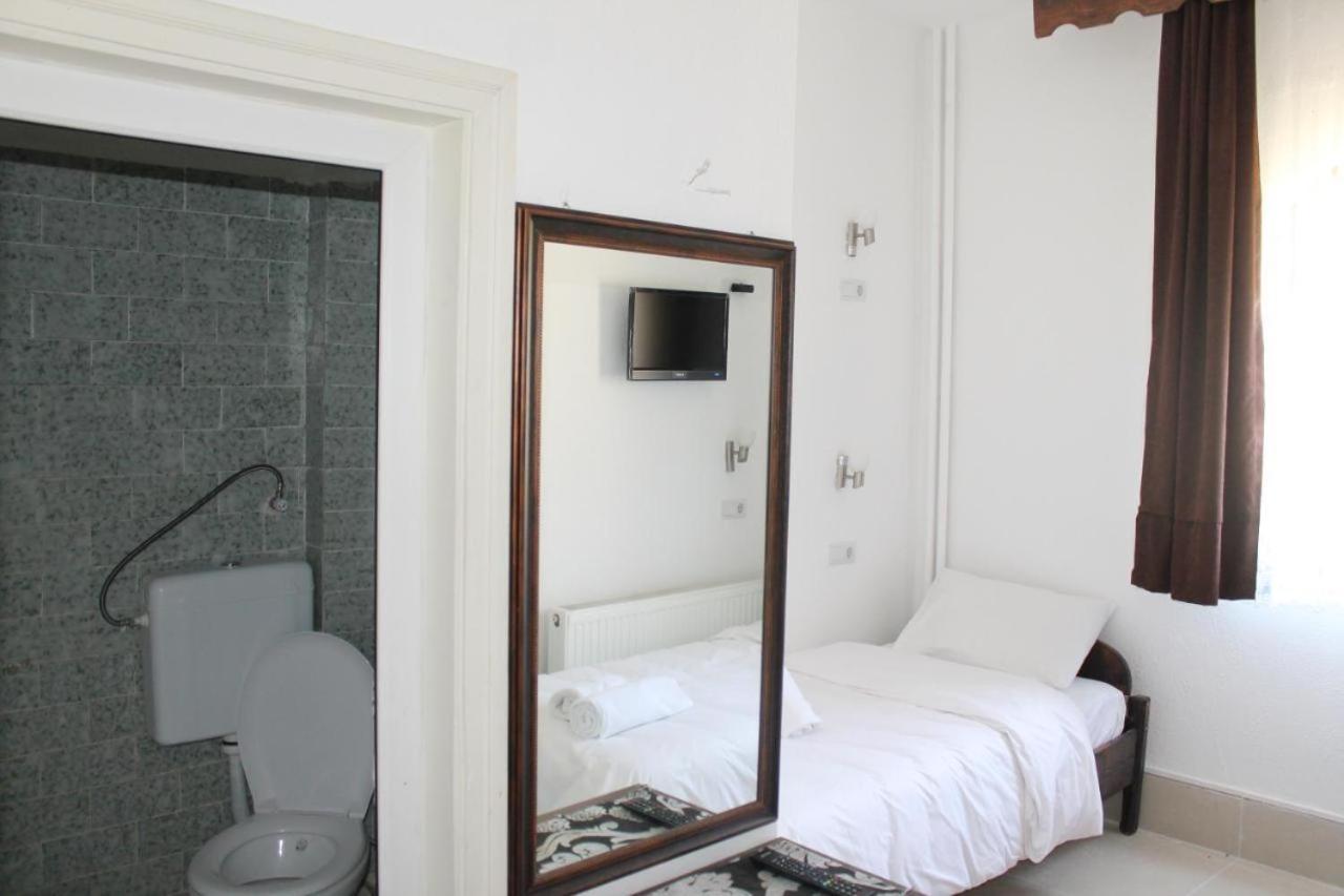 Standard Double Or Twin Room photo 2