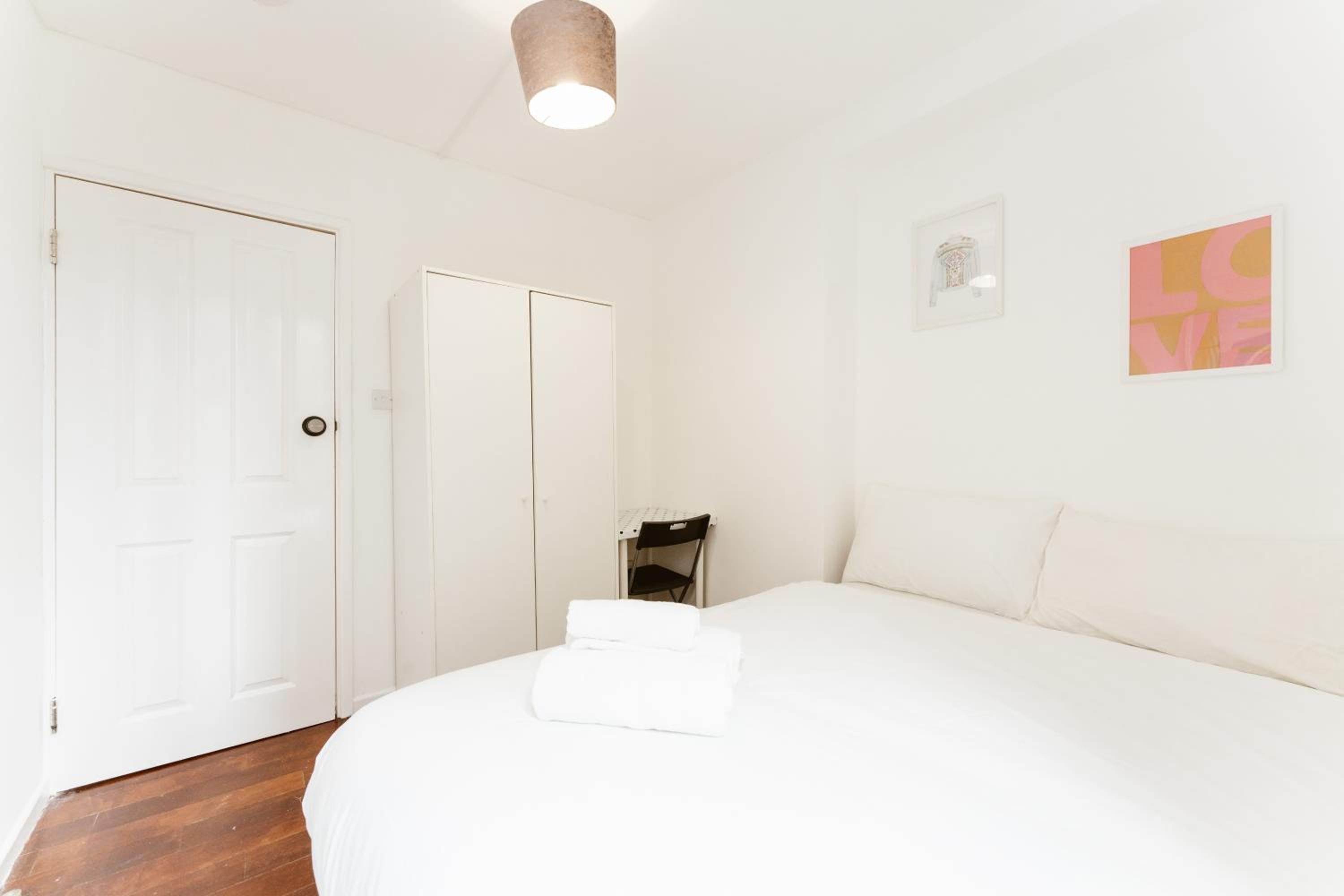 Double Room with Shared Bathroom Room 1 photo 1