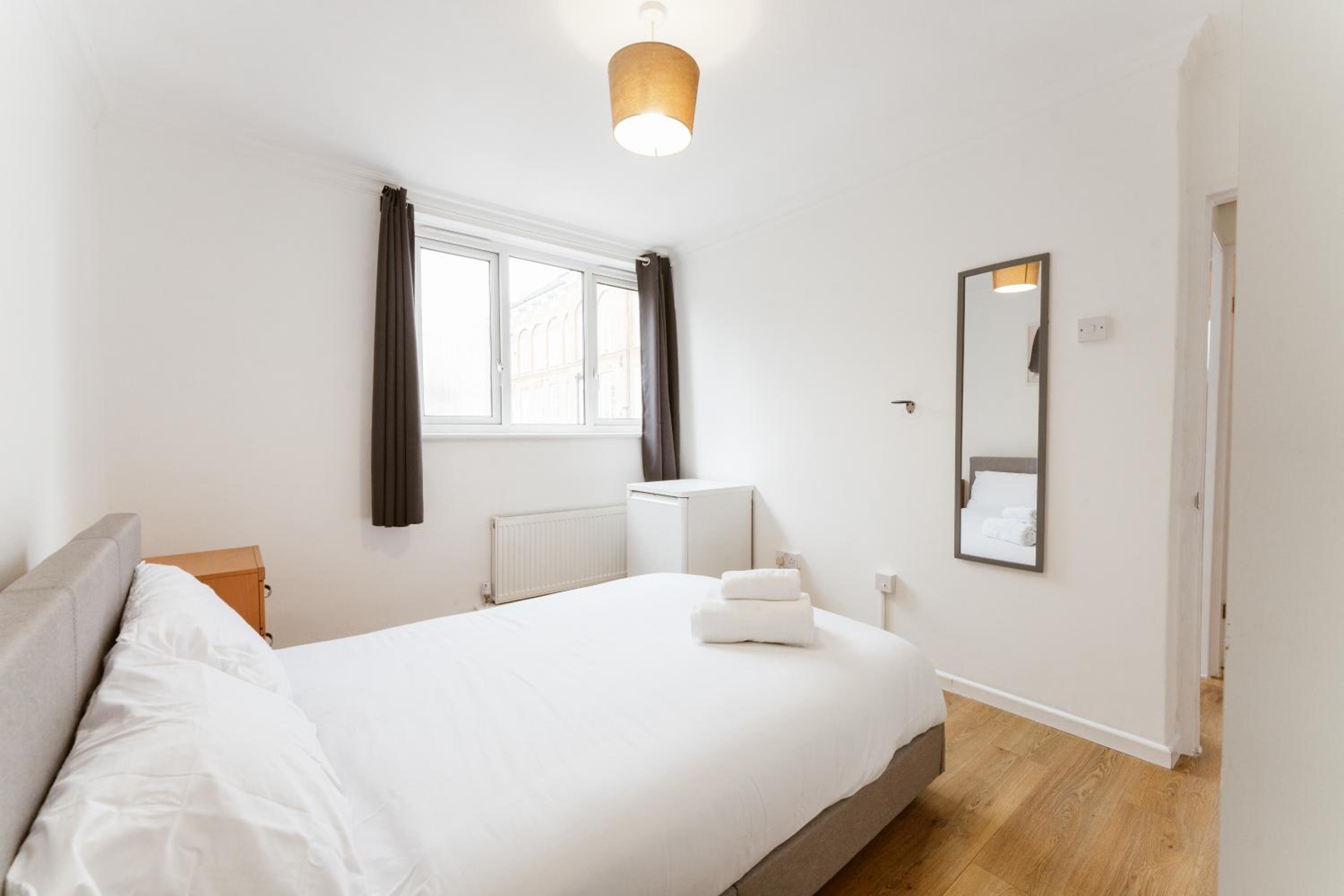 Double Room with Shared Bathroom Room 3 photo 2