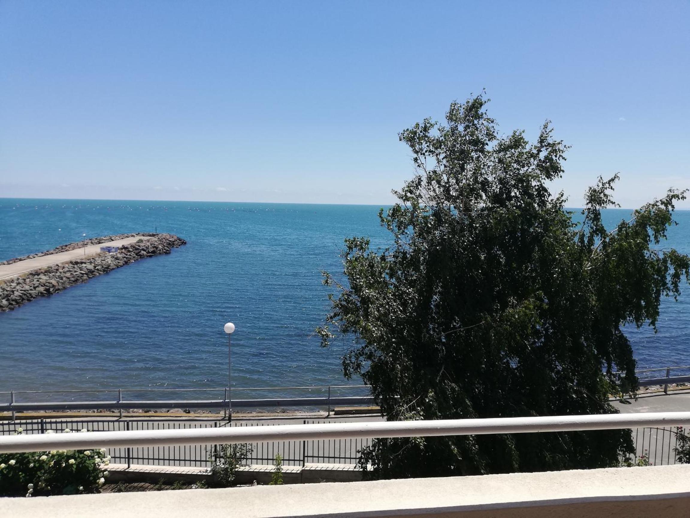Apartment with Sea View photo 2