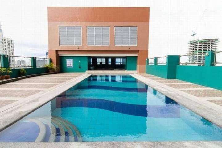 Studio with Balcony - Photo 23