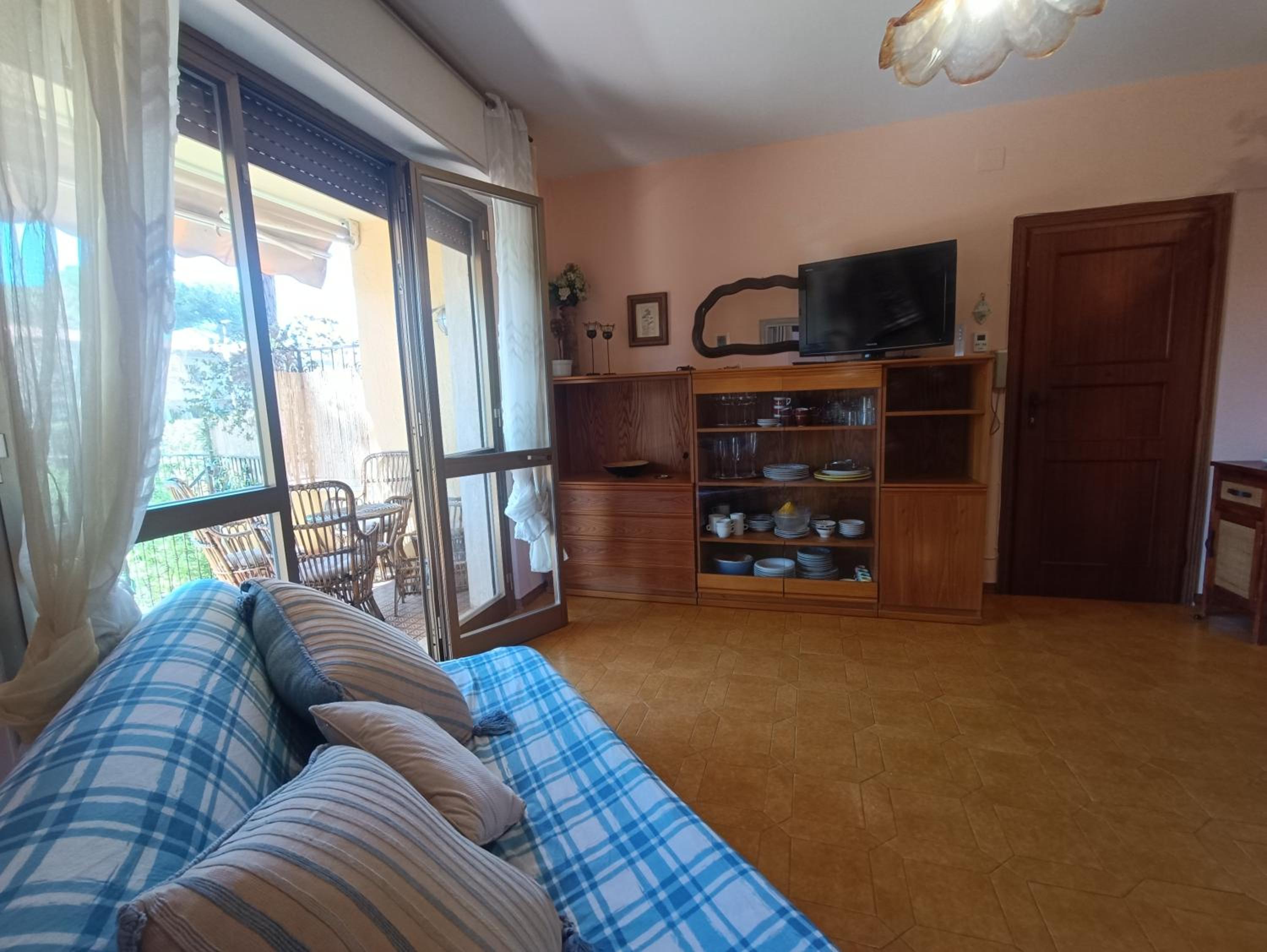 Apartment With Garden View photo 1