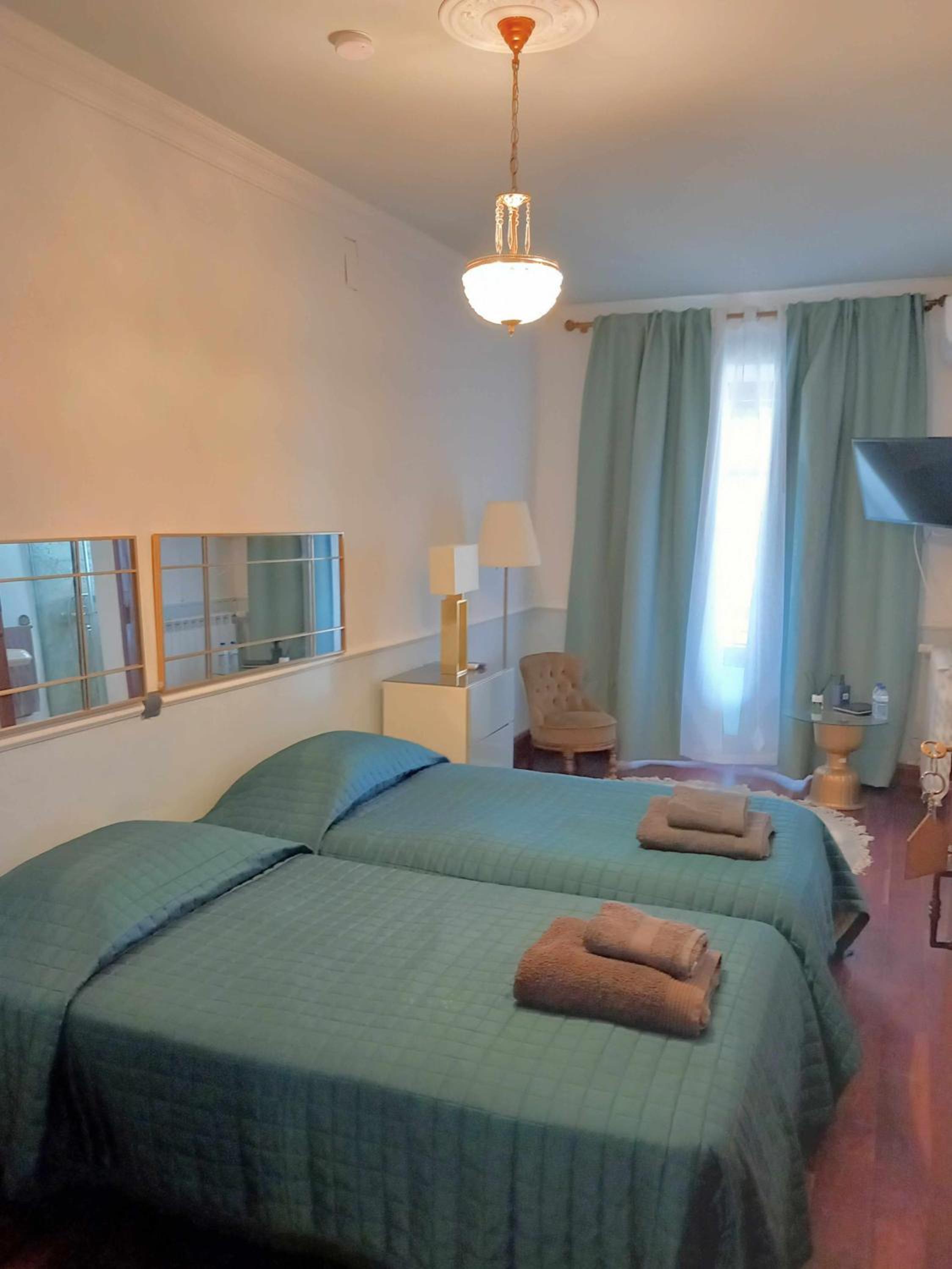 Deluxe Double or Twin Room with Pool View