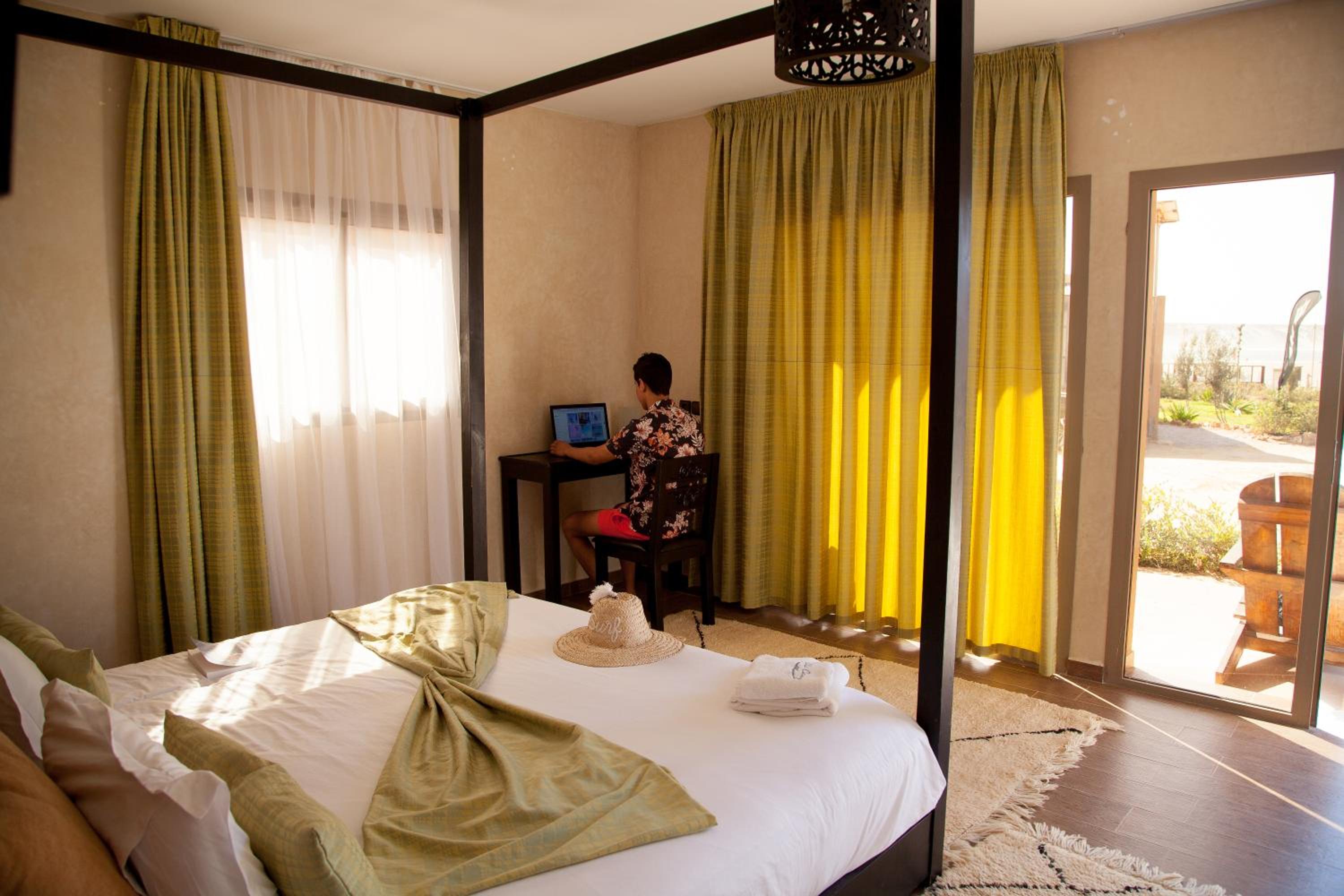 Deluxe Suite - Photo 2