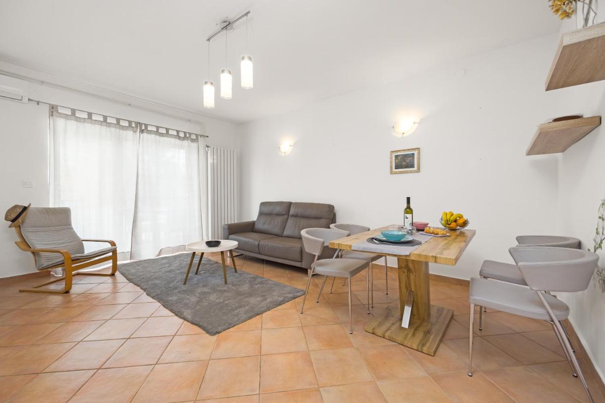 Two-Bedroom Apartment (4 people)