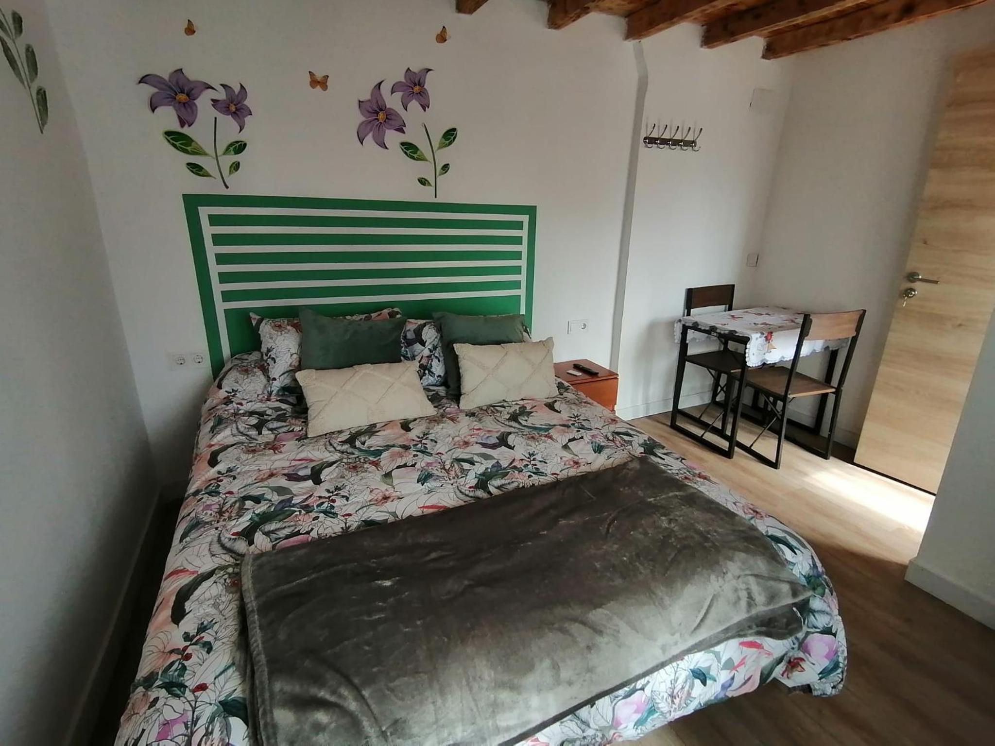 Private Double Room with Balcony photo 3