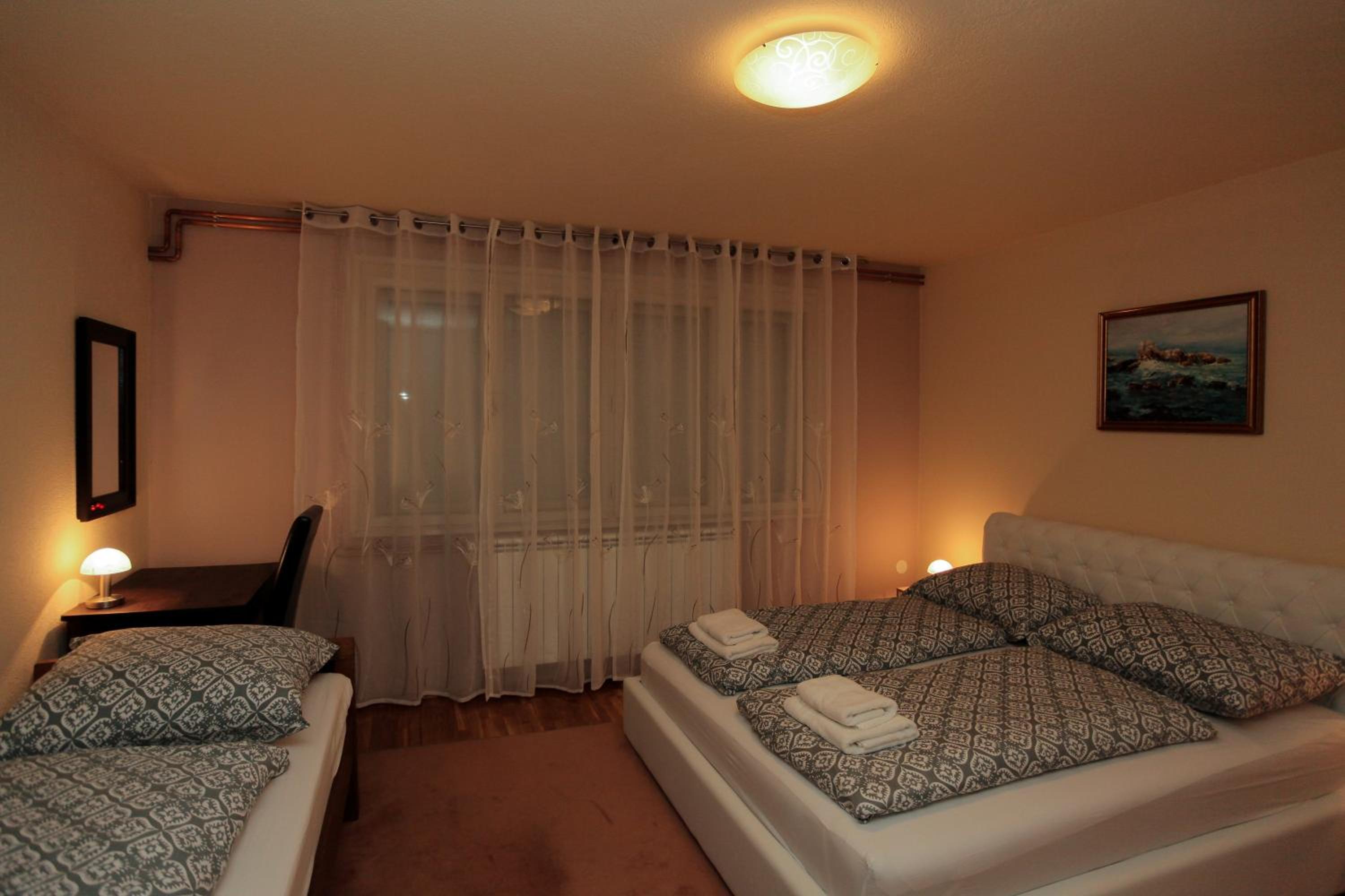 One-Bedroom Apartment - Ground Floor - Photo 40