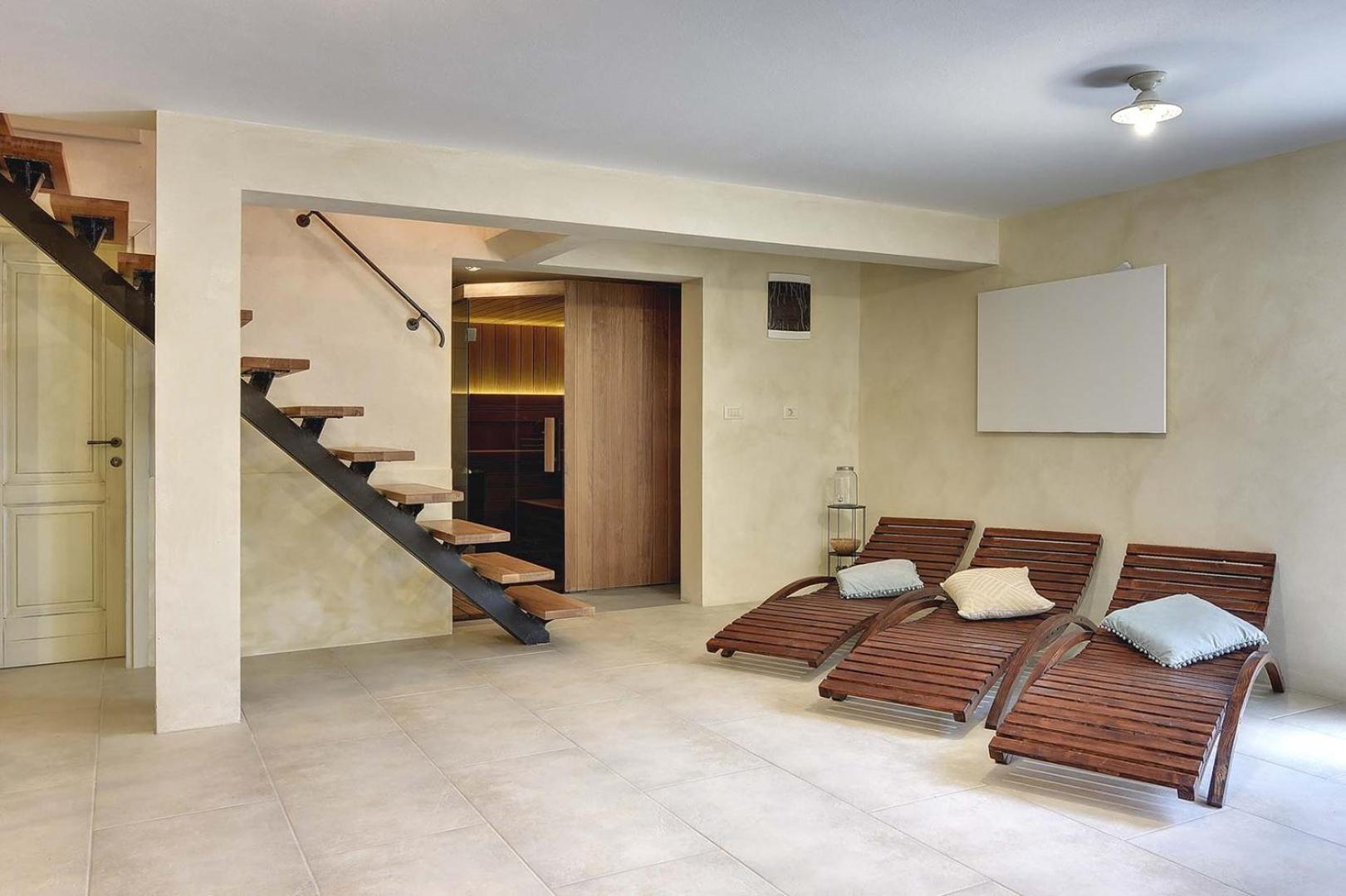 Villa with Private Pool photo 2