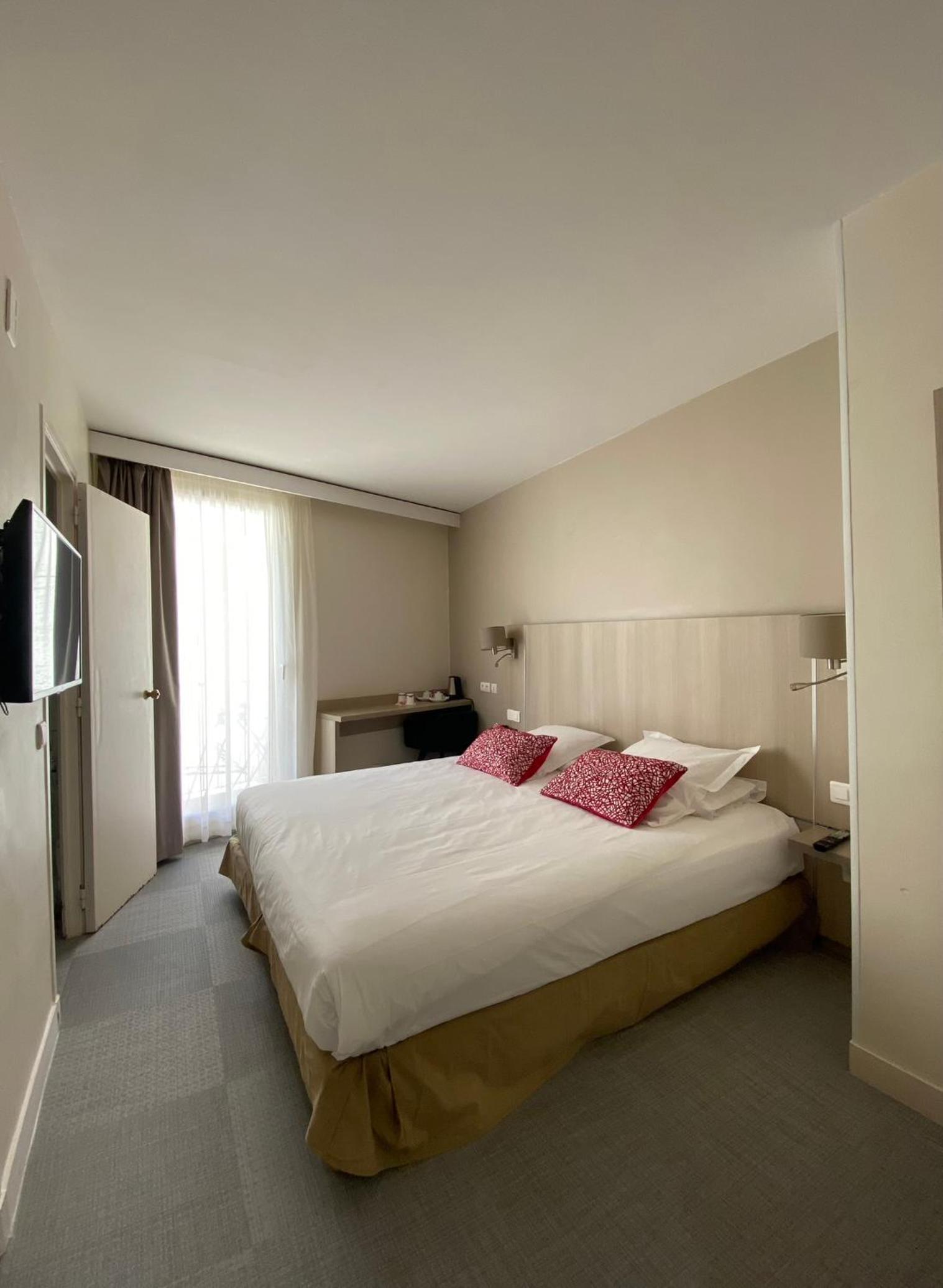 Superior Double Room - Photo 1