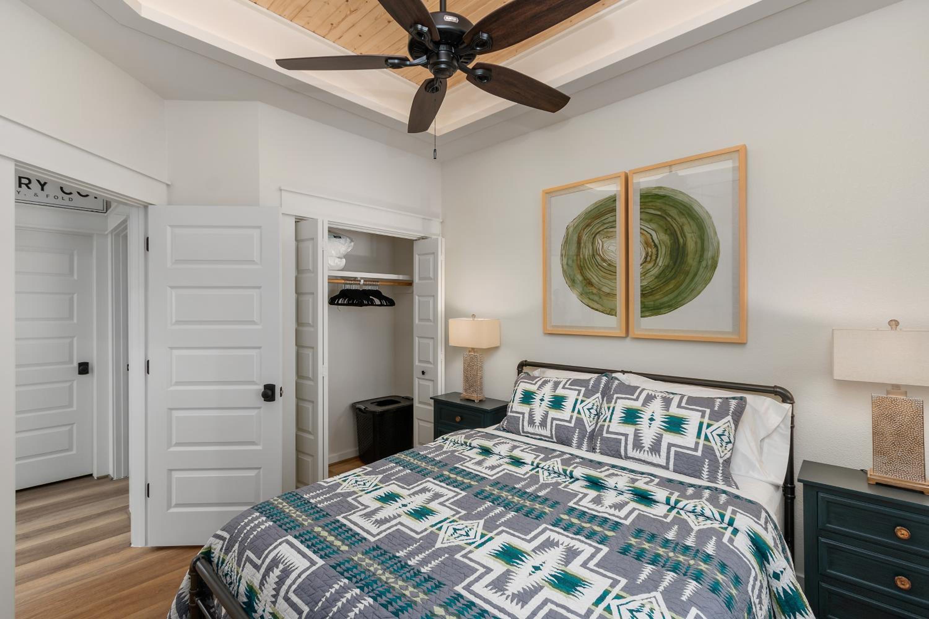 Three-Bedroom House photo 2