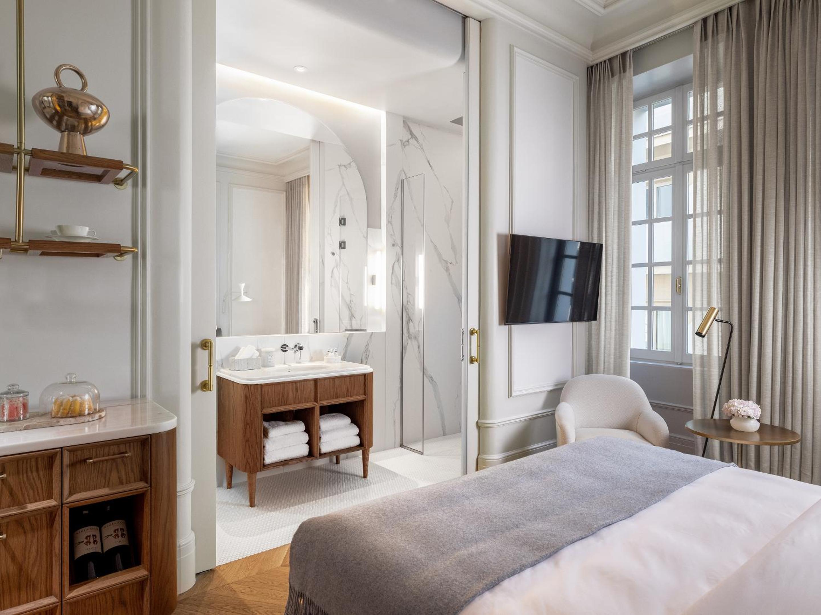 Athenian Room