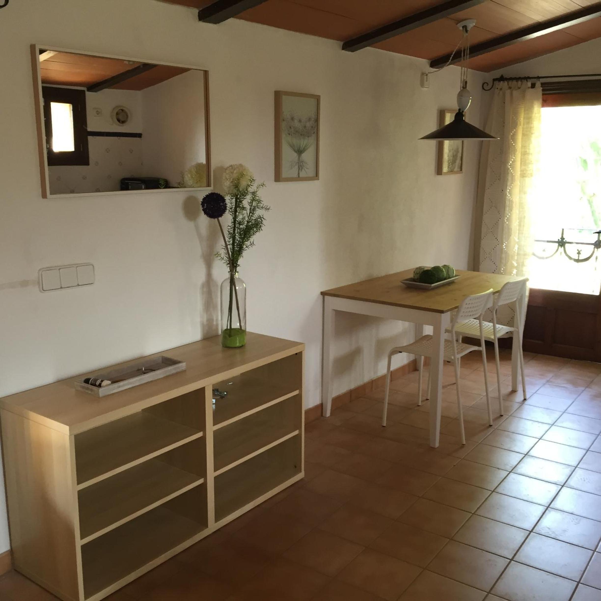 One-Bedroom House photo 2