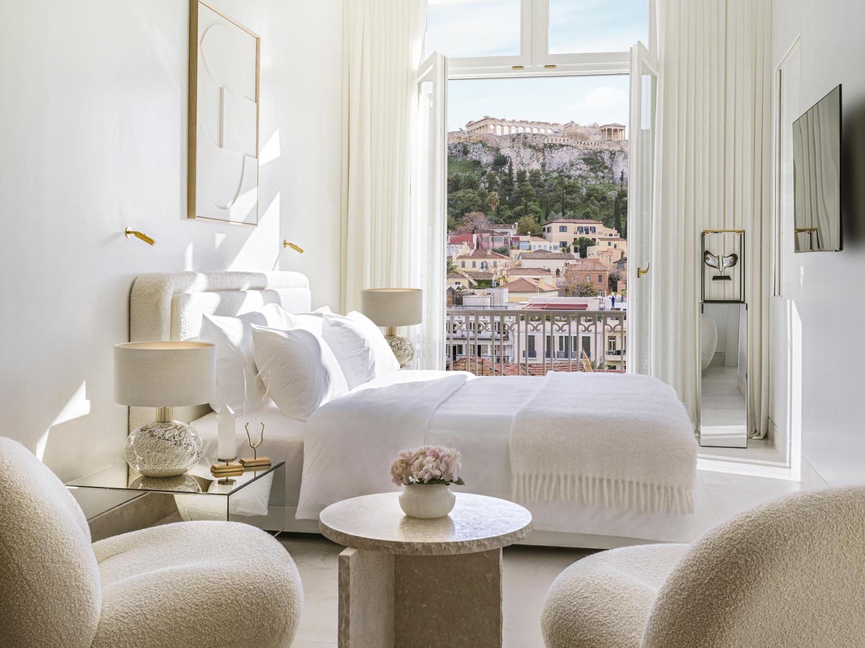 Acropolis Luxury Junior Suite thumbnail 5