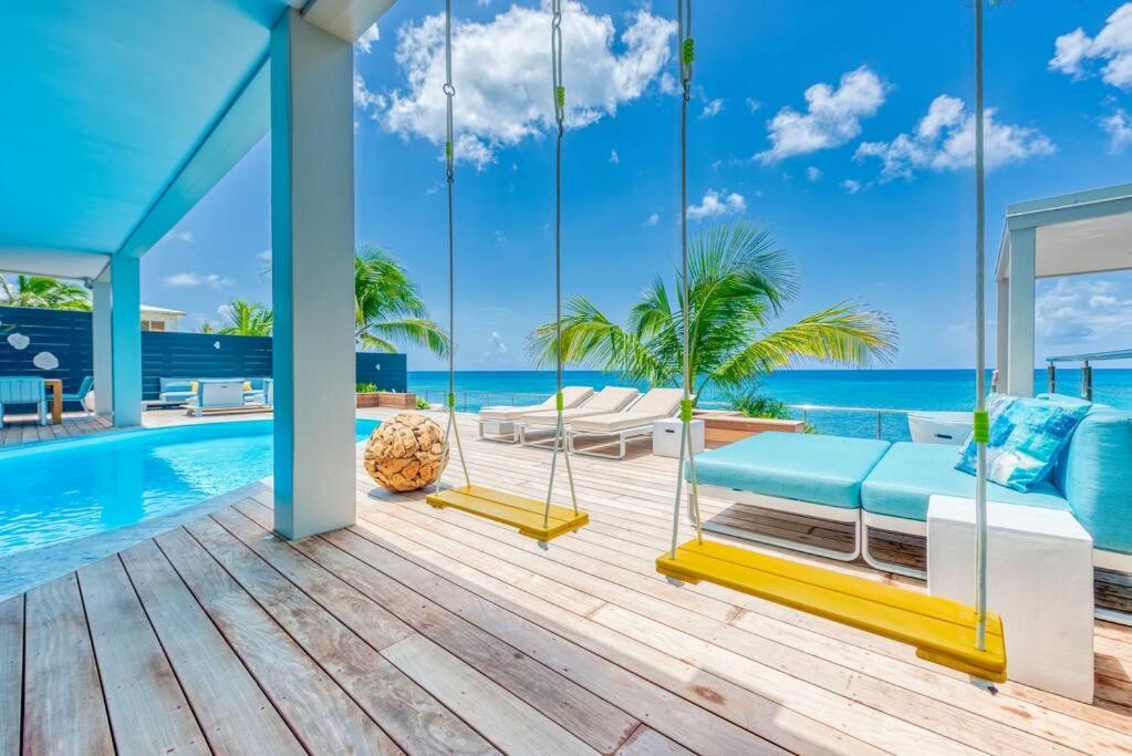 Villa photo 2