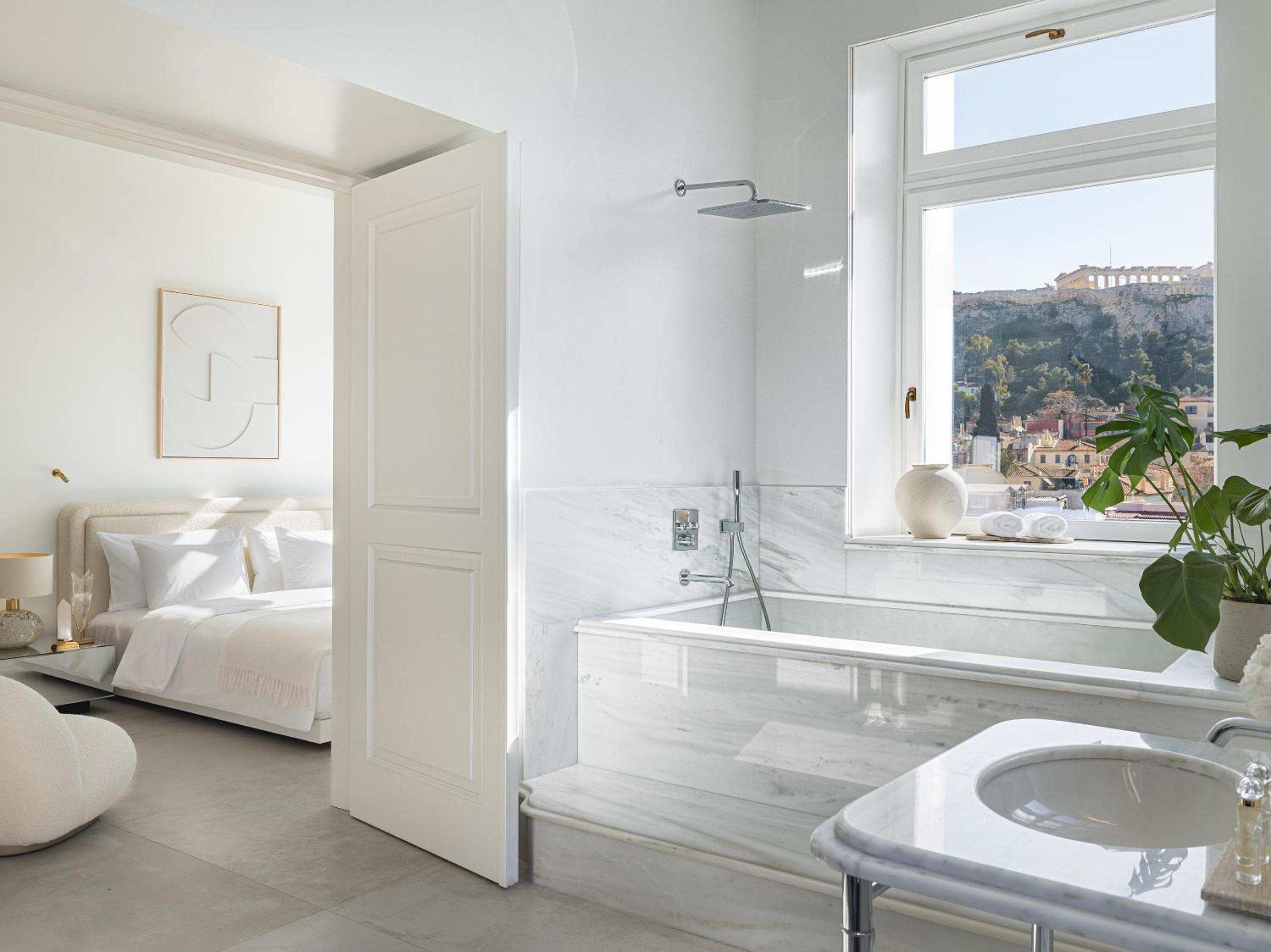 Acropolis Luxury Junior Suite