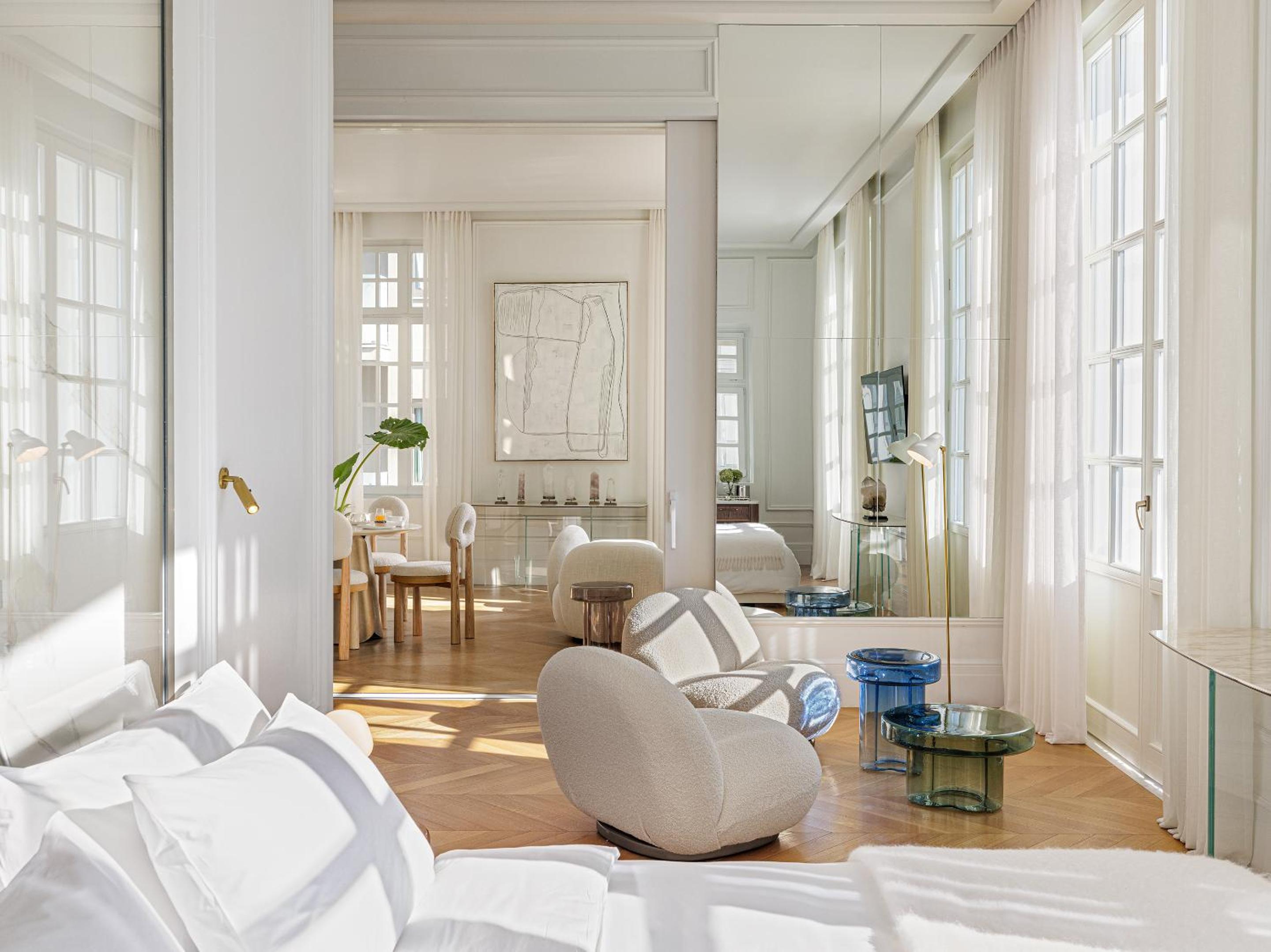 Acropolis Supreme Apartment