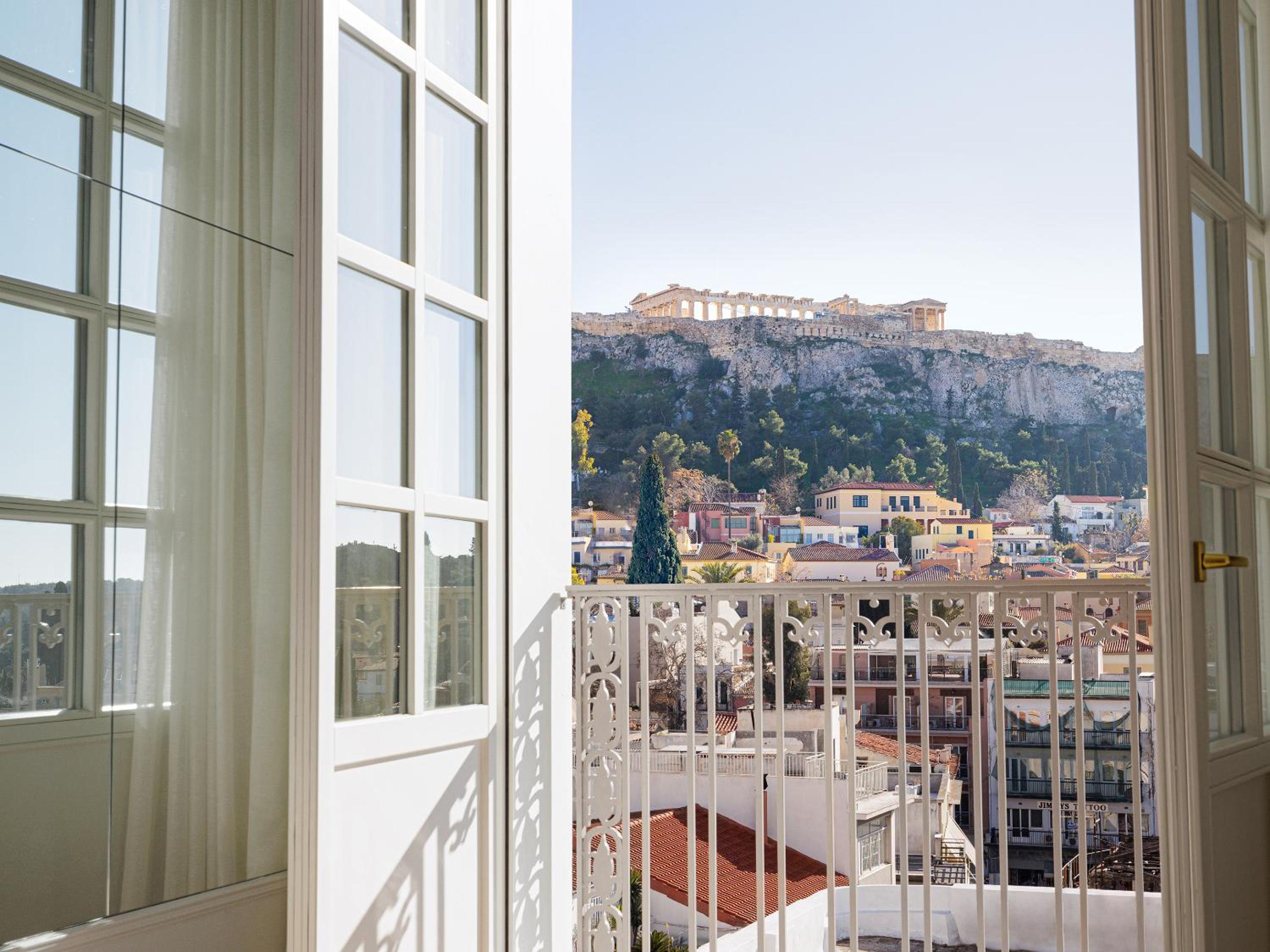 Acropolis Supreme Apartment thumbnail 6