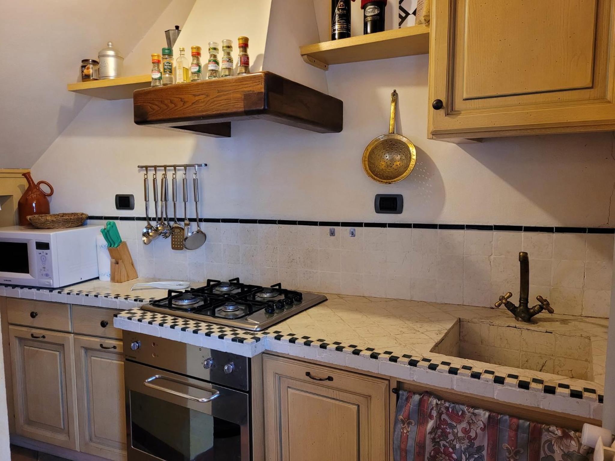 Apartment - Split Level photo 2