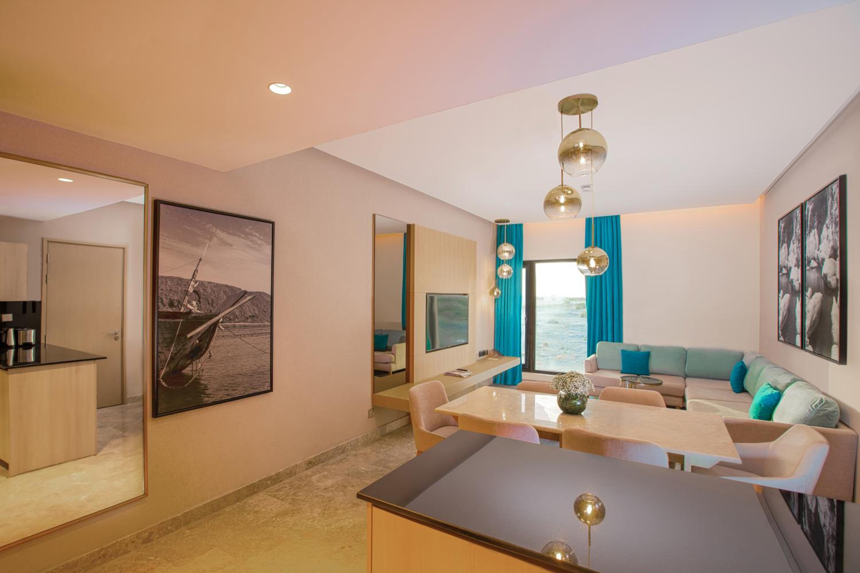 Two-Bedroom Apartment - Photo 5
