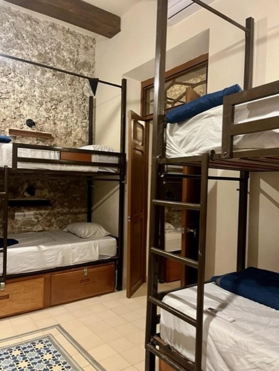 Mixed Dormitory Room photo 2