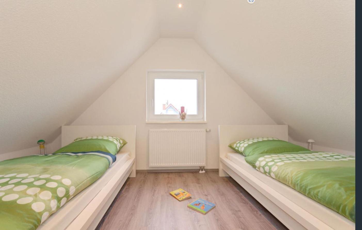 Three-Bedroom House photo 2