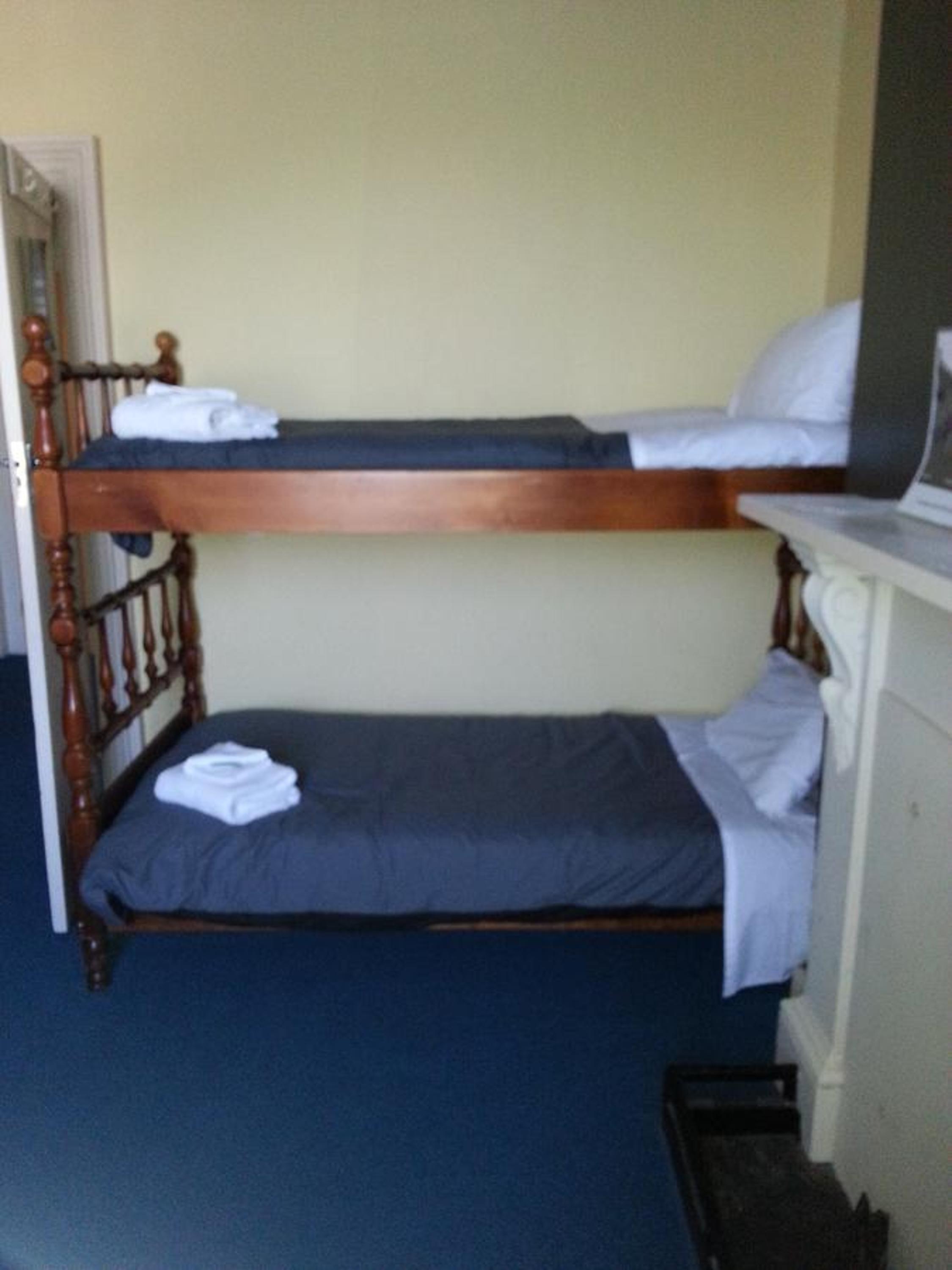 Quadruple Room - Photo 1