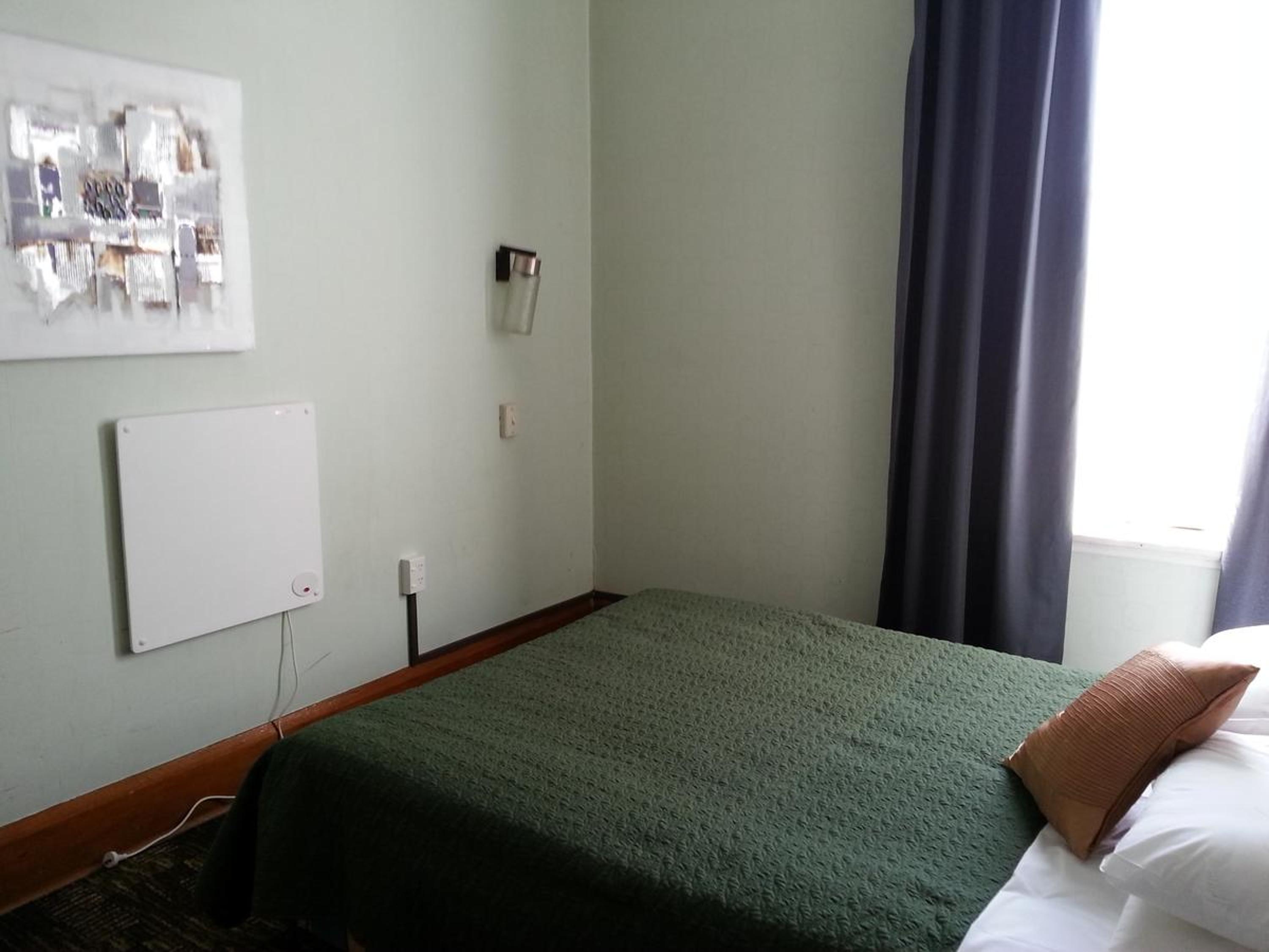 Queen Room - Photo 4