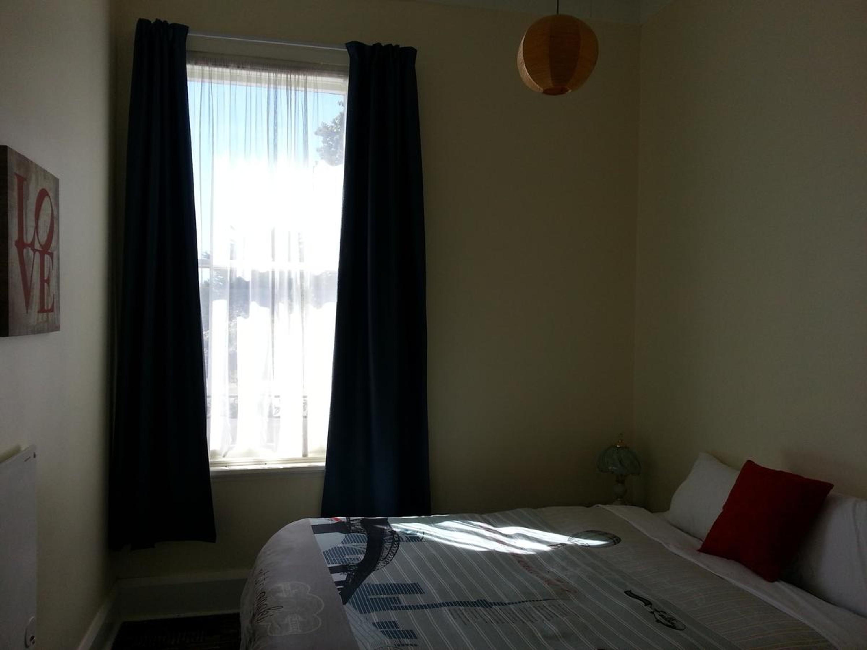 Queen Room - Photo 2