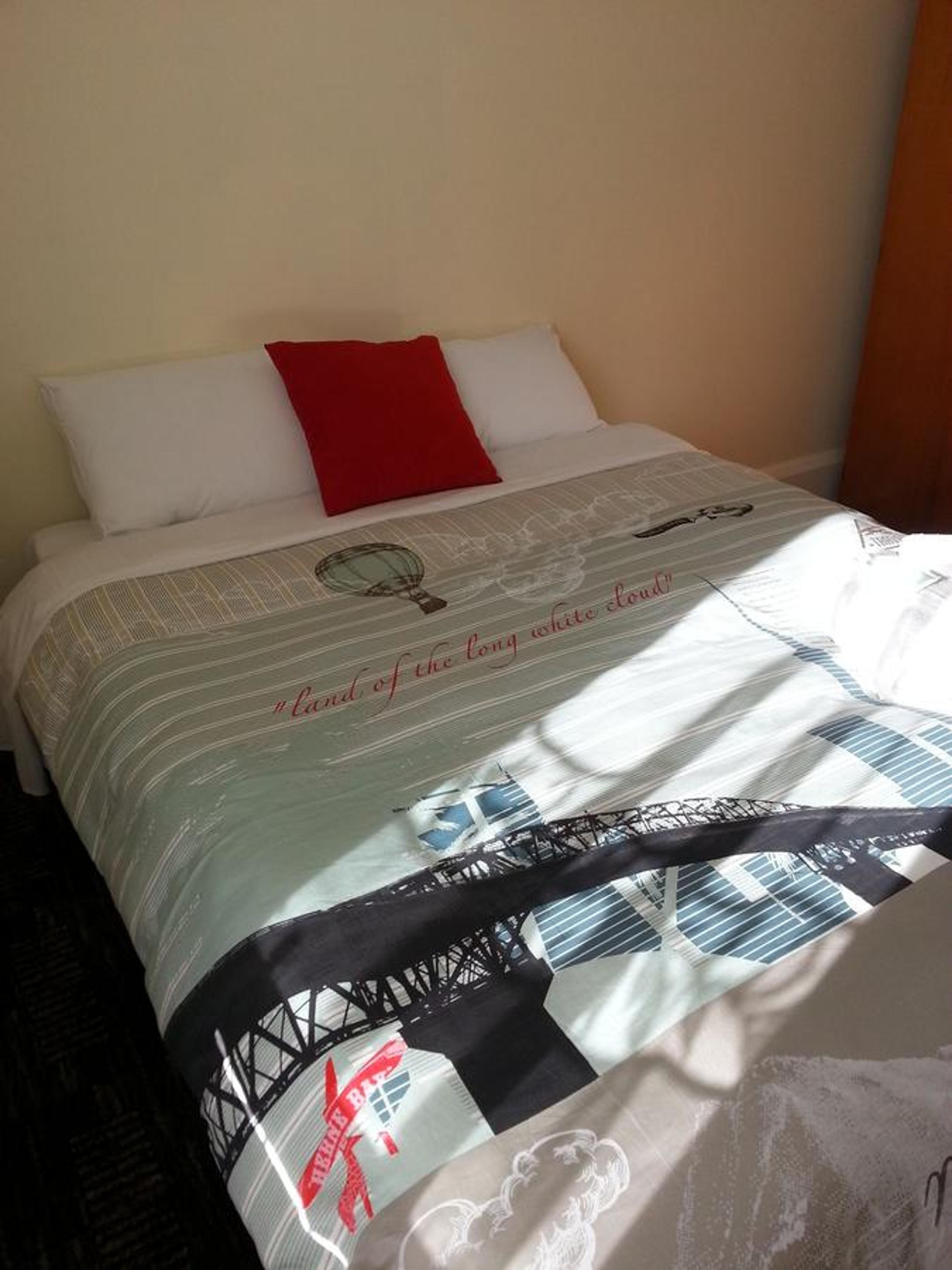 Queen Room - Photo 3
