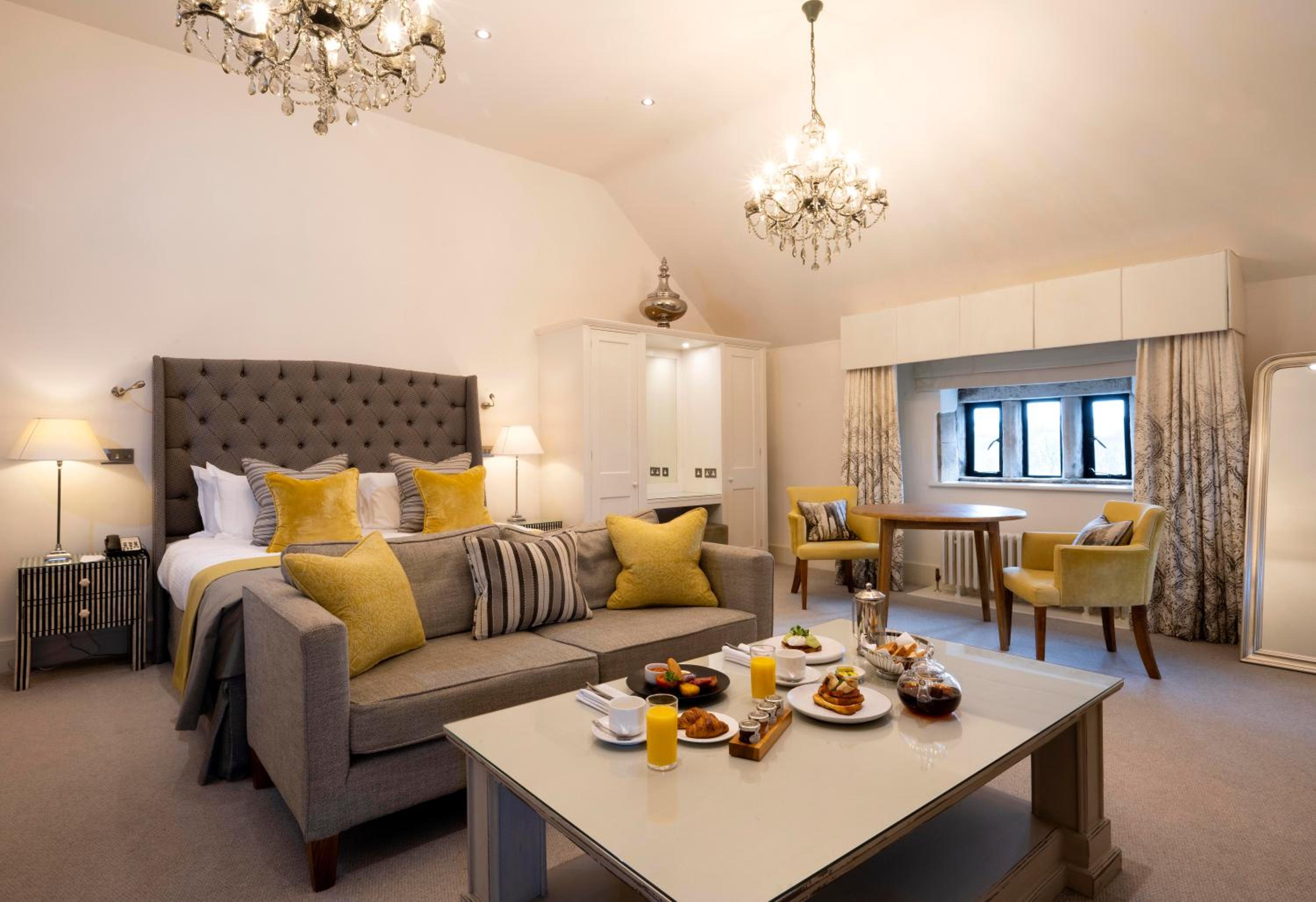 Suite - Photo 7