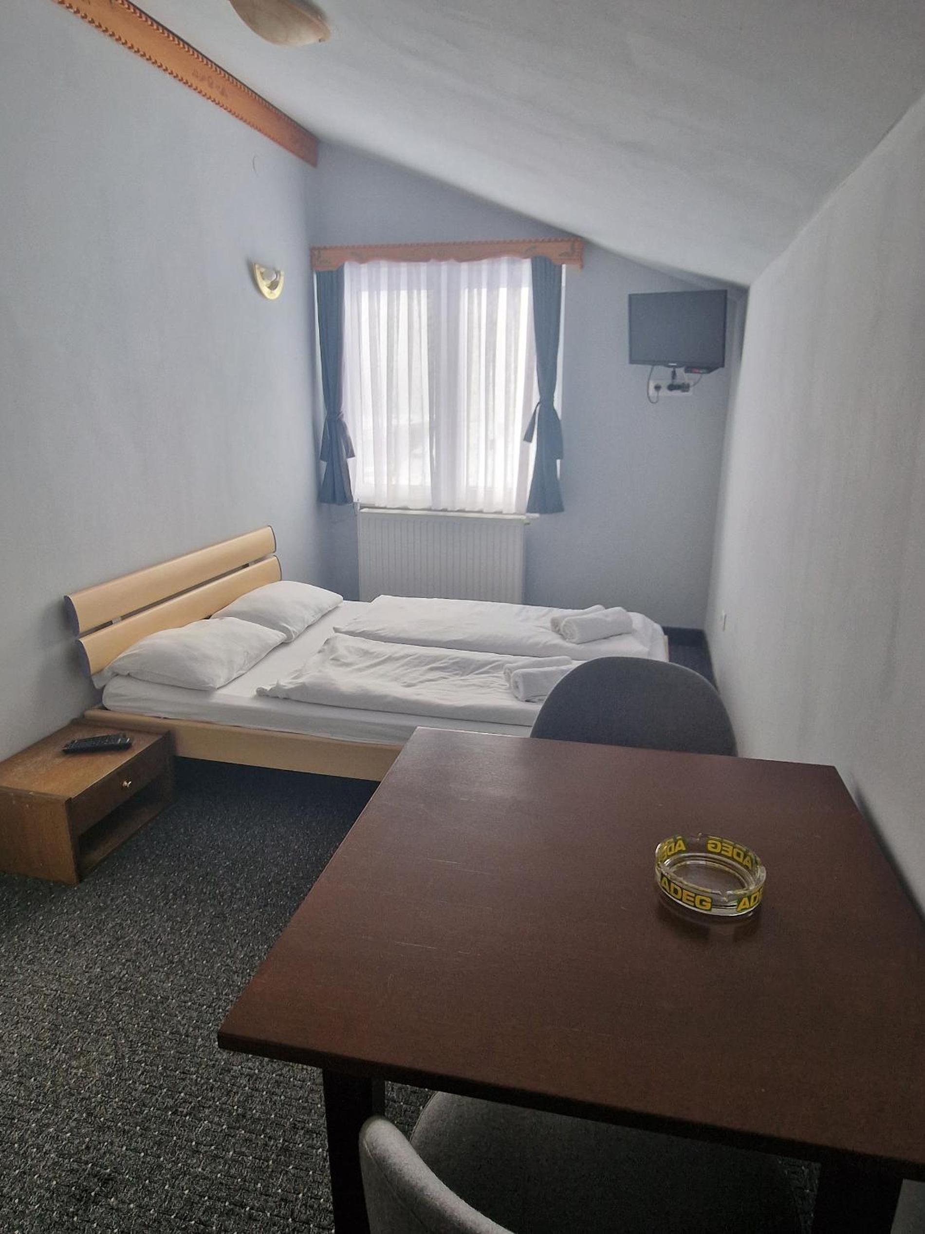 Double Room photo 3
