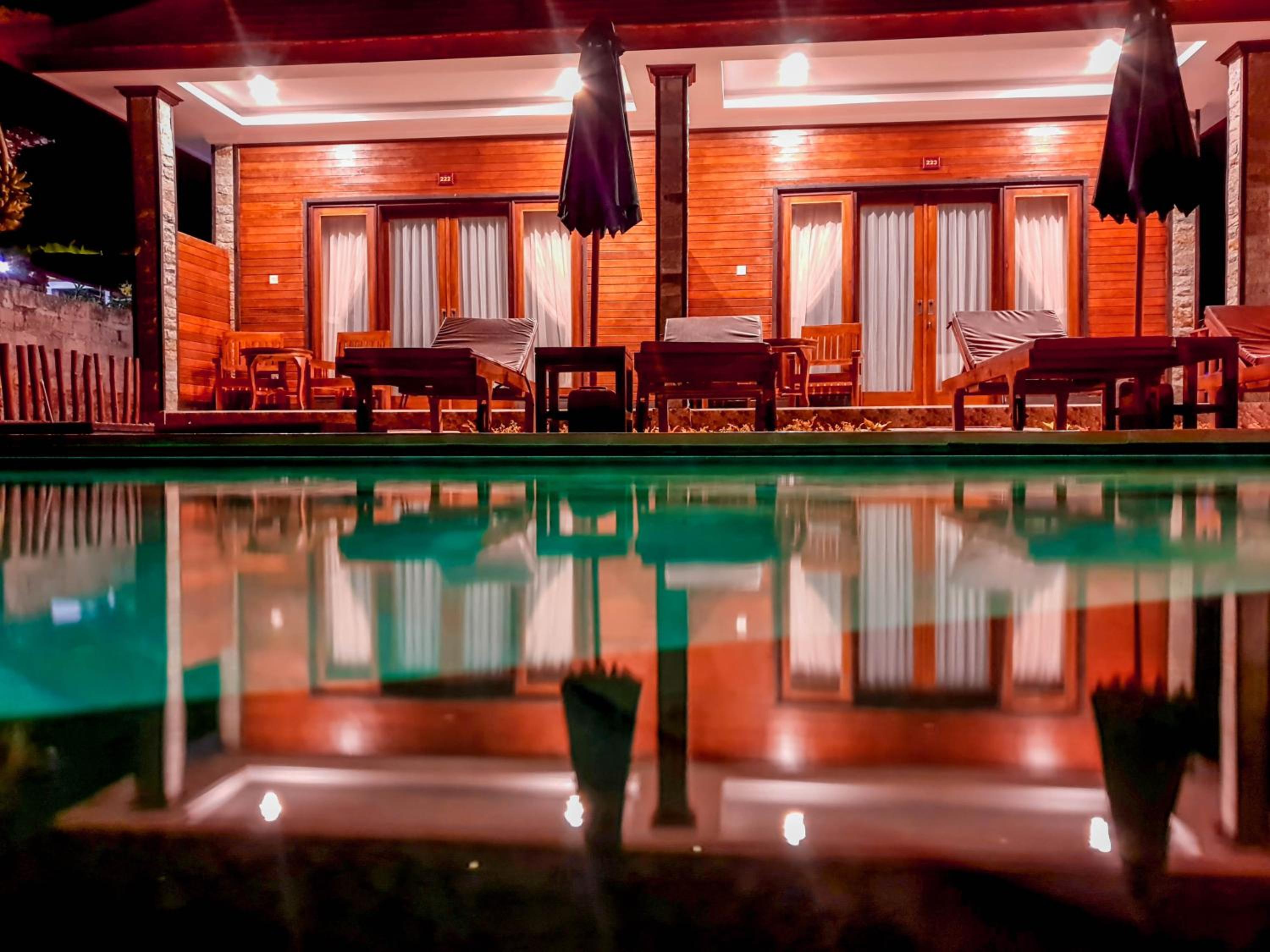Deluxe Double Room with Balcony and Sea View - Photo 25