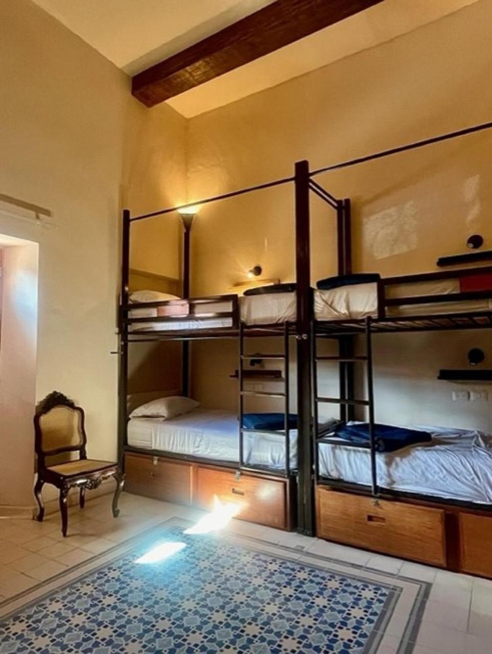 Mixed Dormitory Room