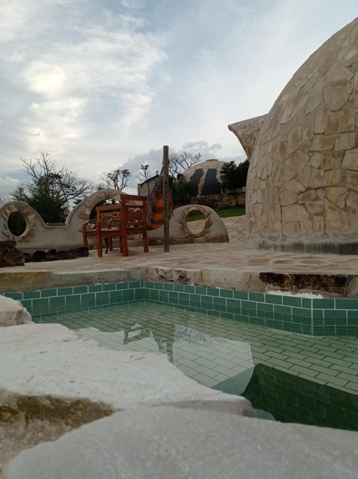 Bungalow with Garden View photo 2