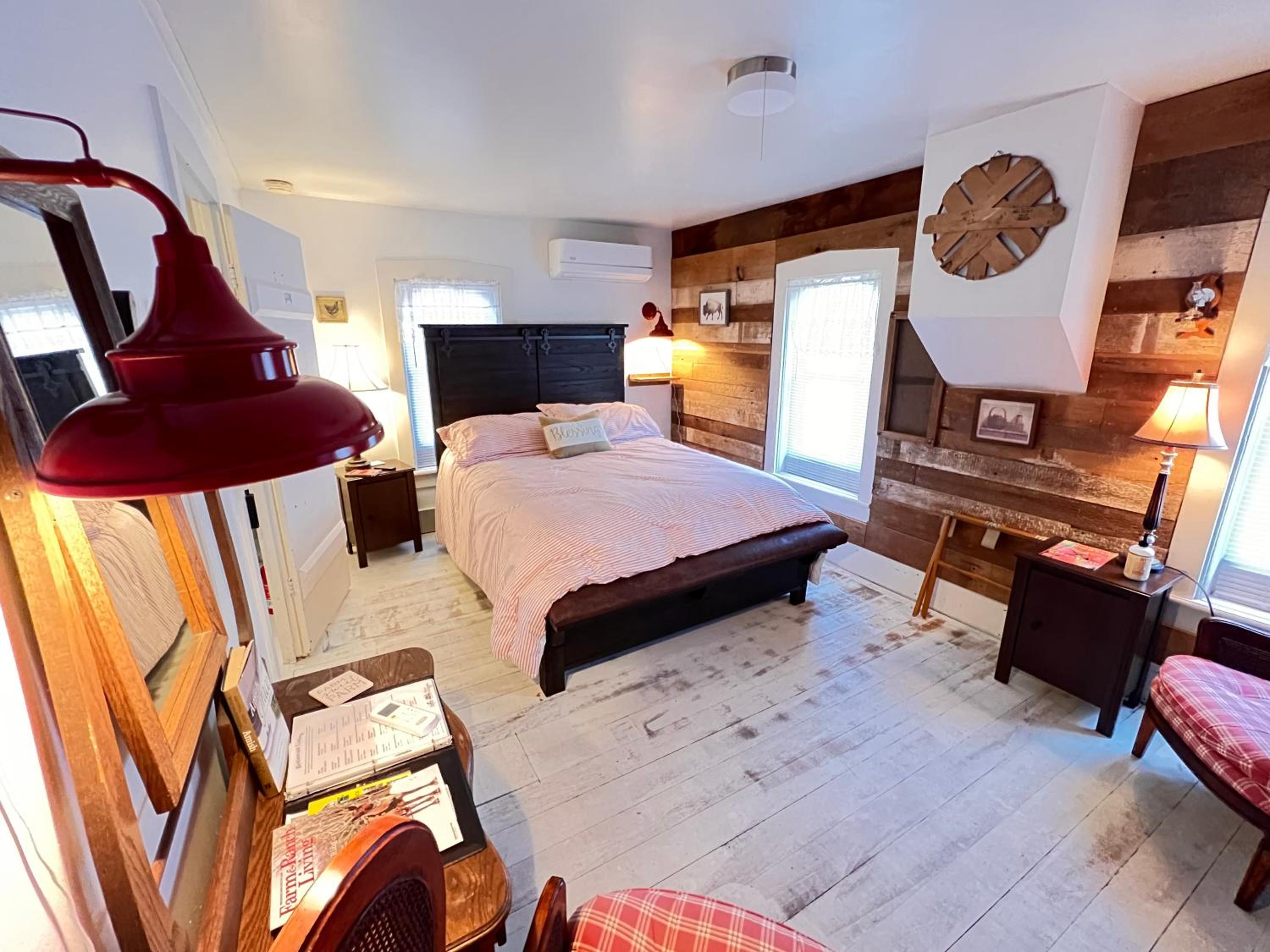 Standard Queen Room photo 1