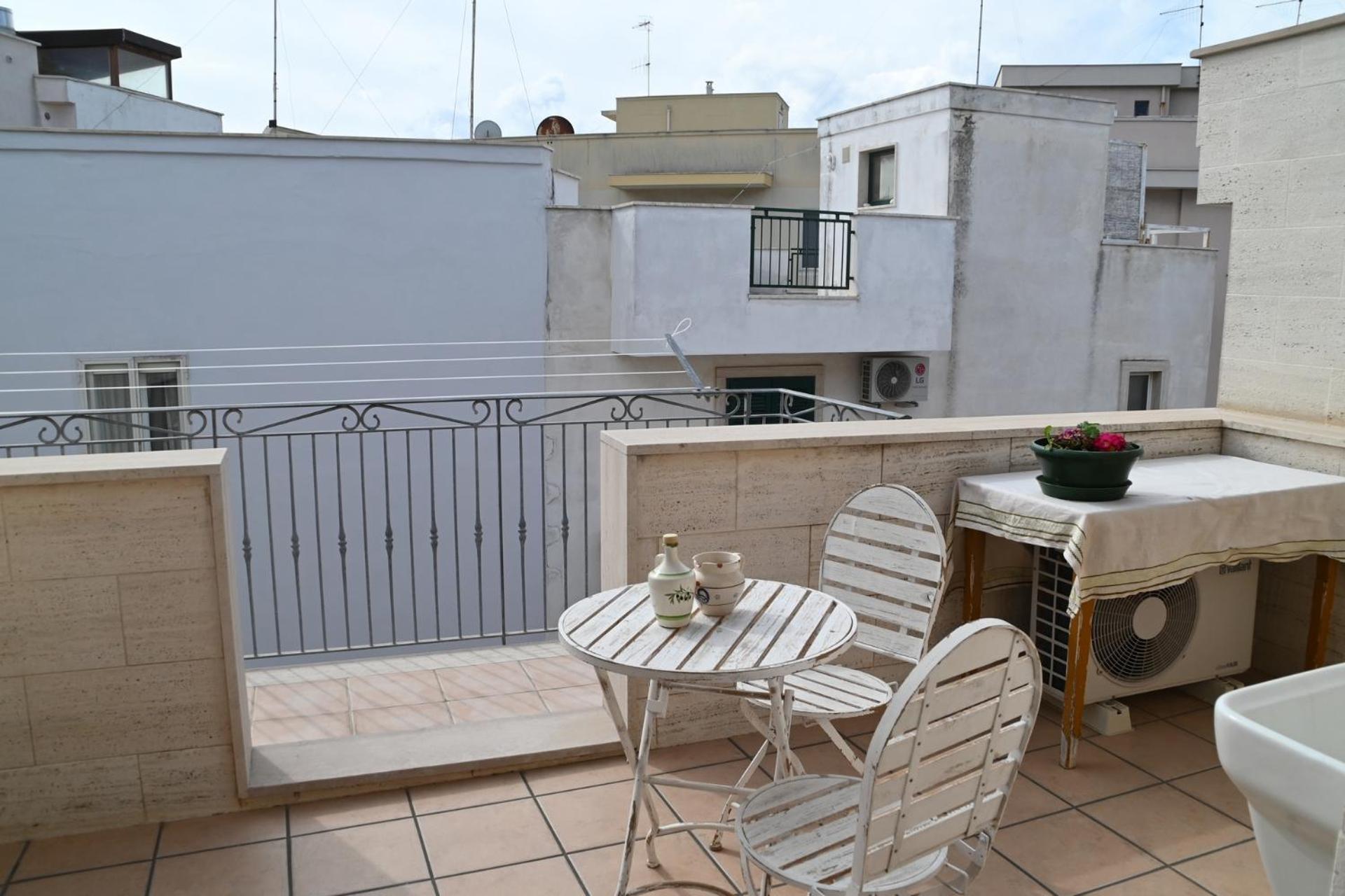 Apartment - Split Level