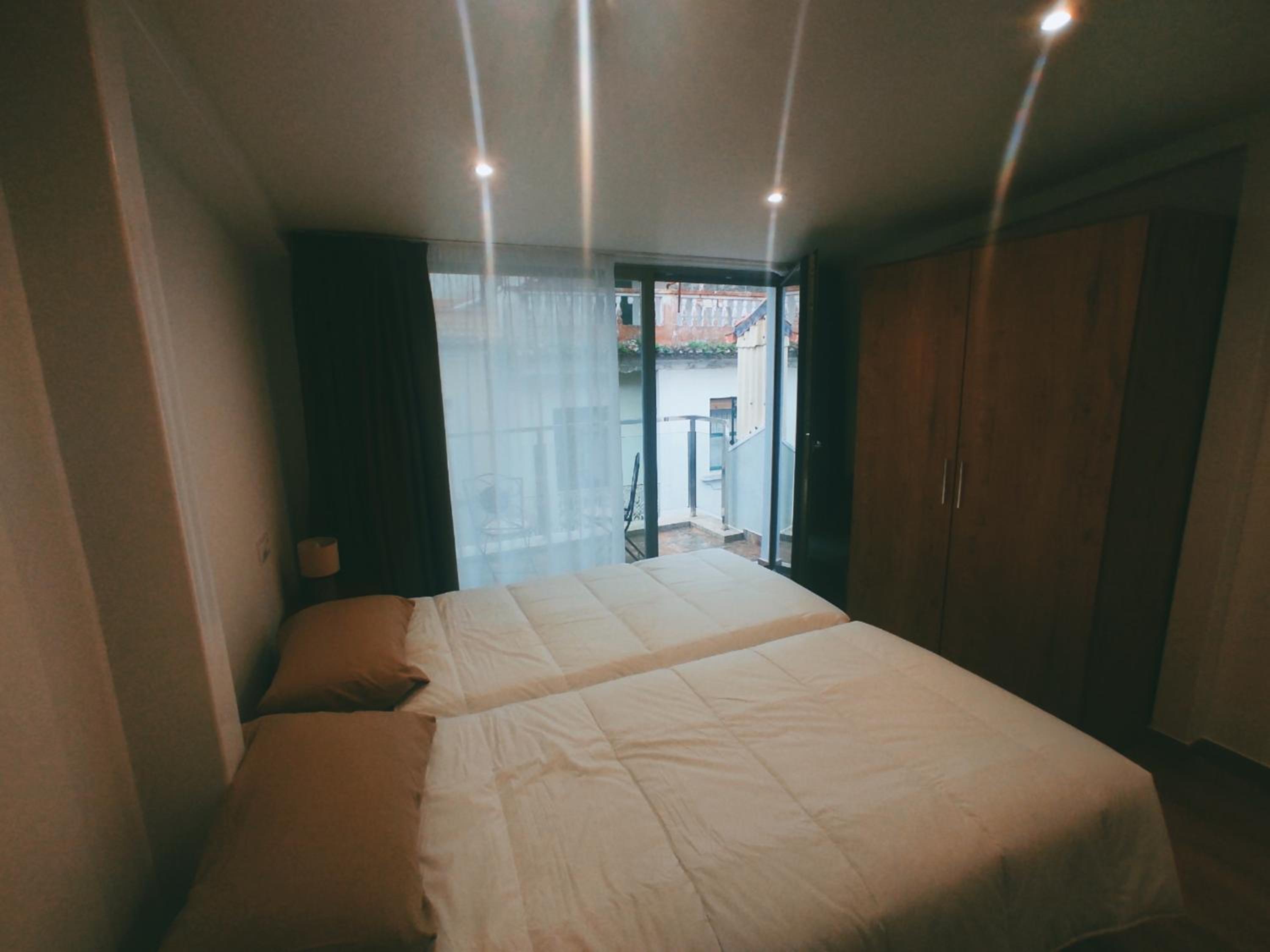 Apartment with Terrace photo 2