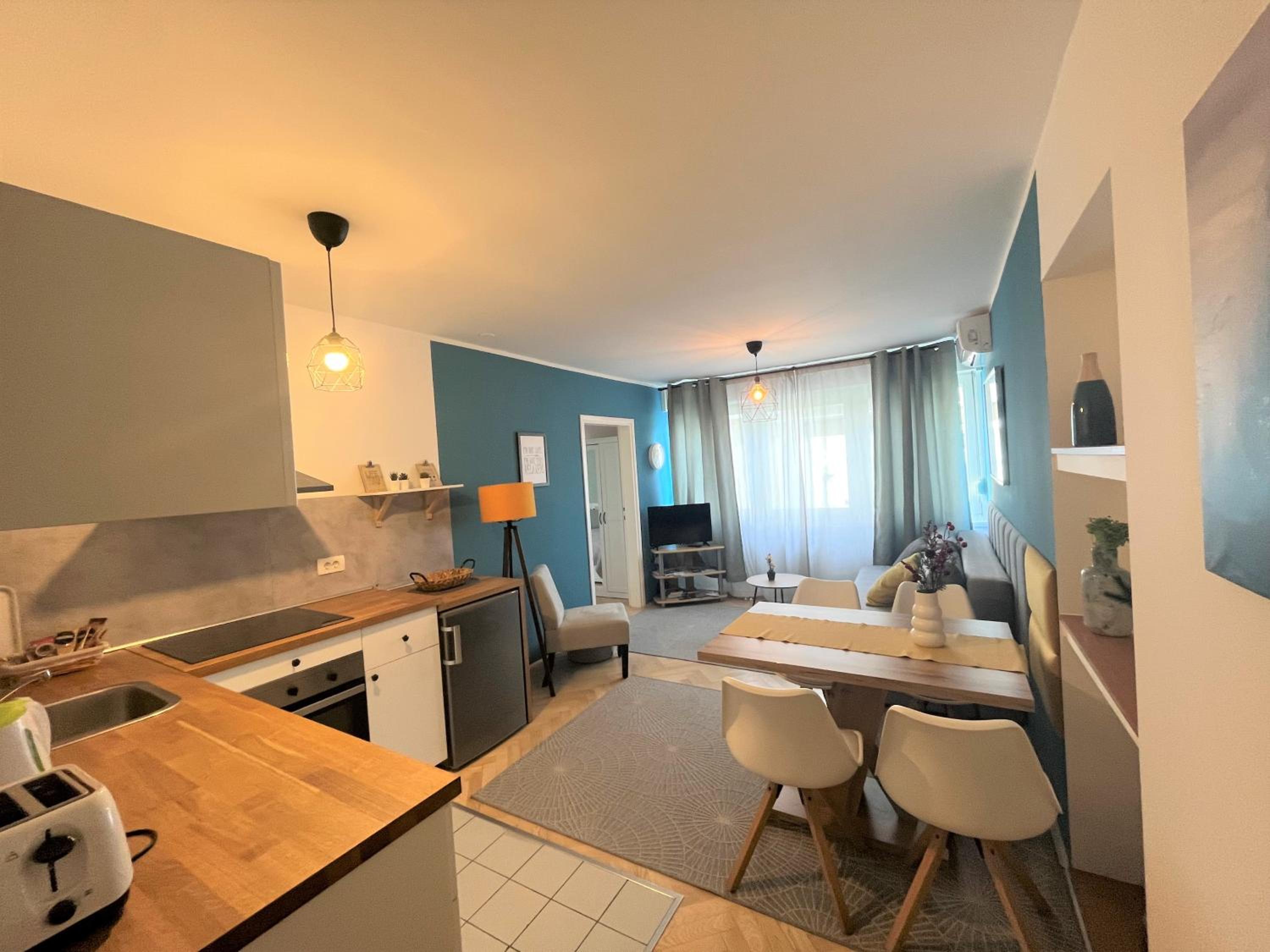 One-Bedroom Apartment