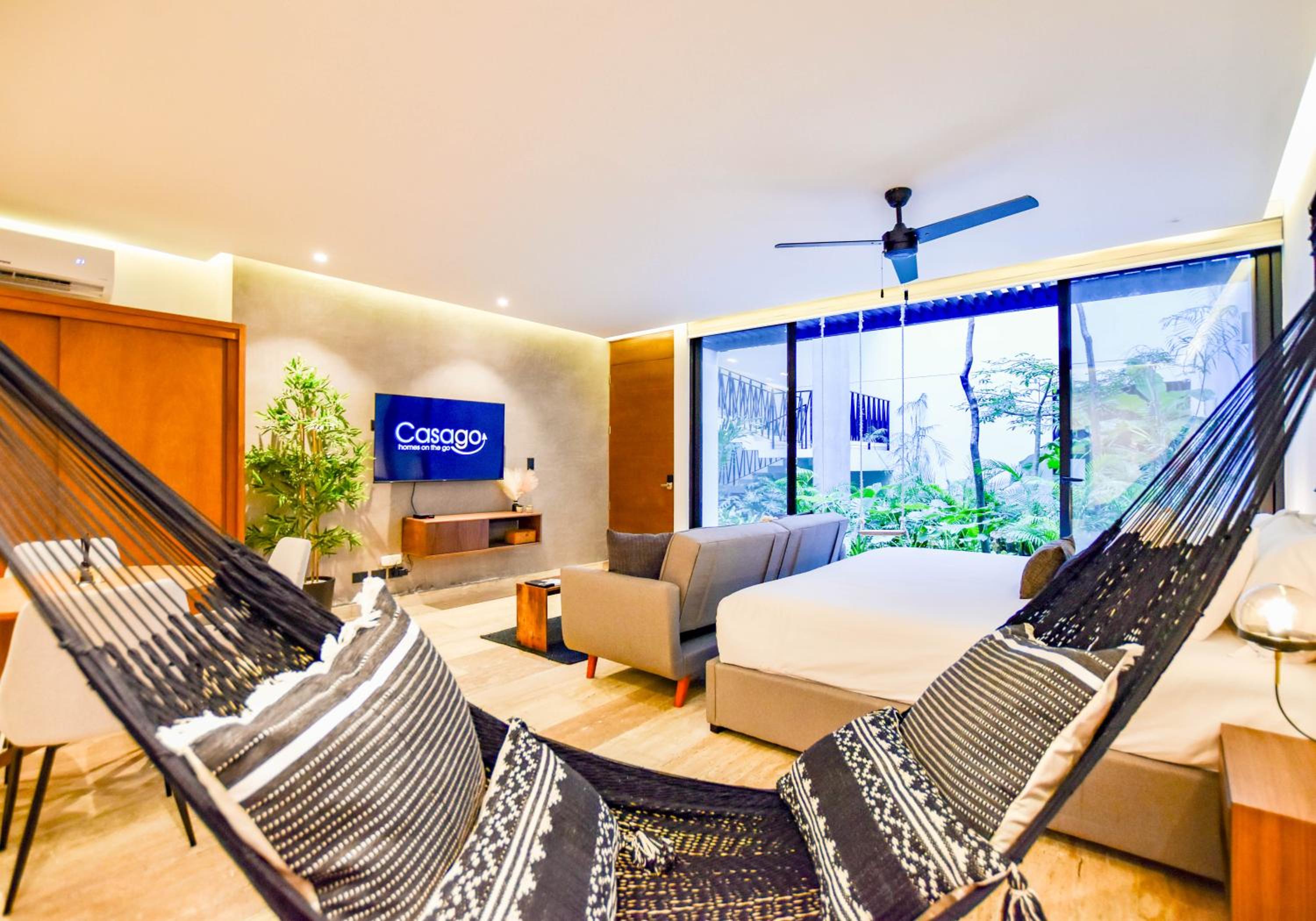 King Studio with Sofa Bed - Photo 6