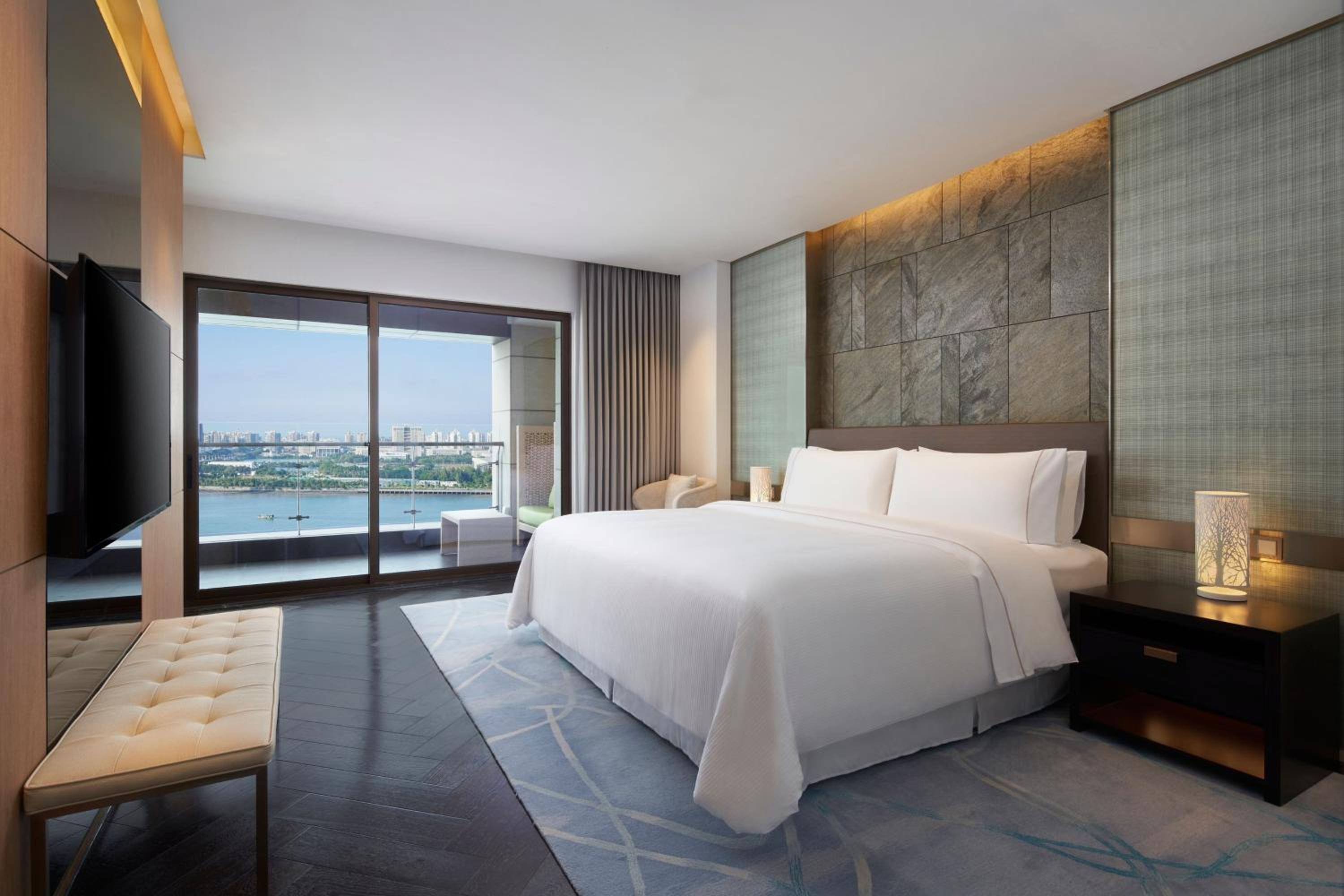Grand Panorama Suite - Photo 3