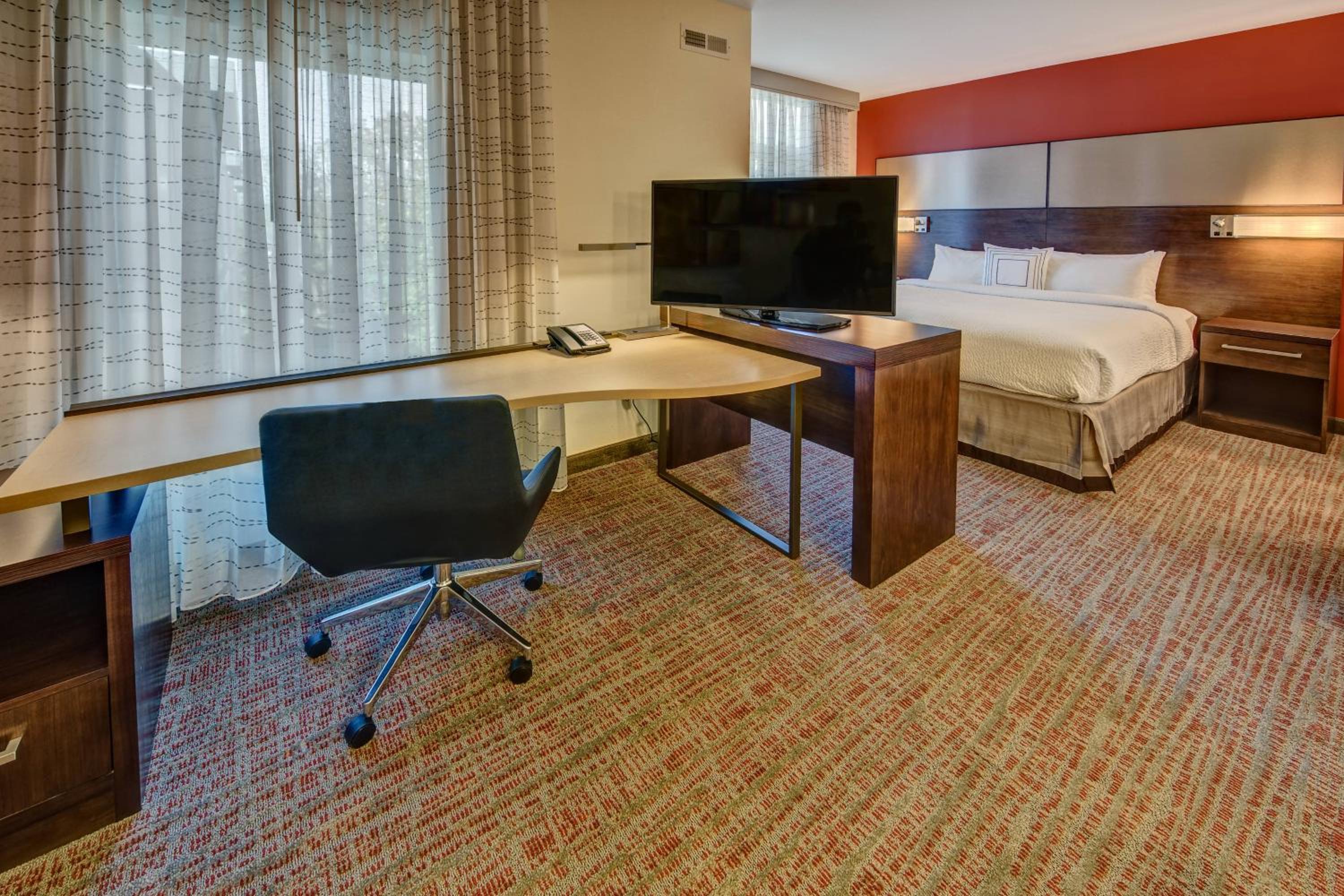 King Studio with Sofa Bed and Roll-in Shower - Mobility Accessible photo 1