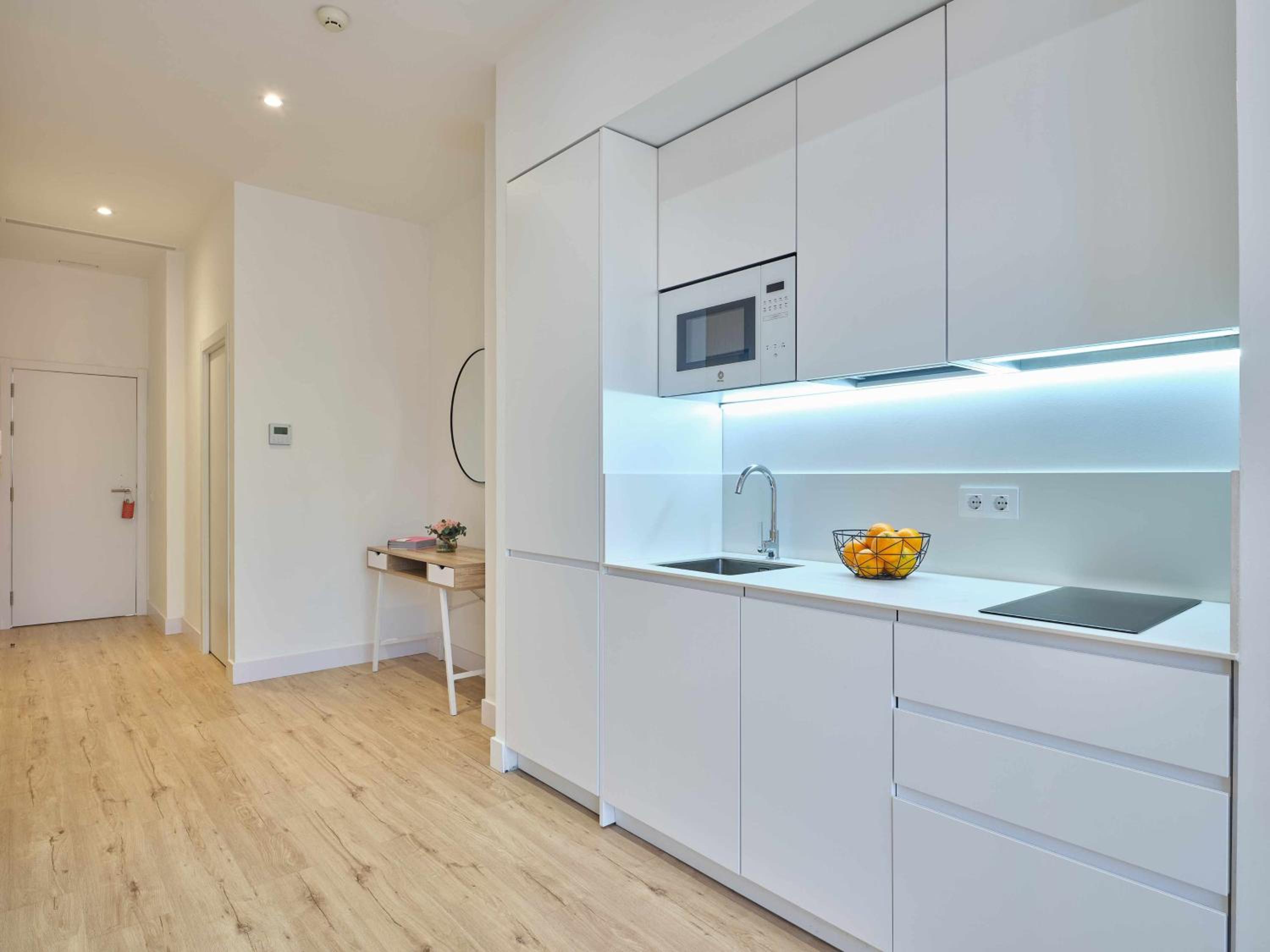 Standard Double Suite - Photo 13