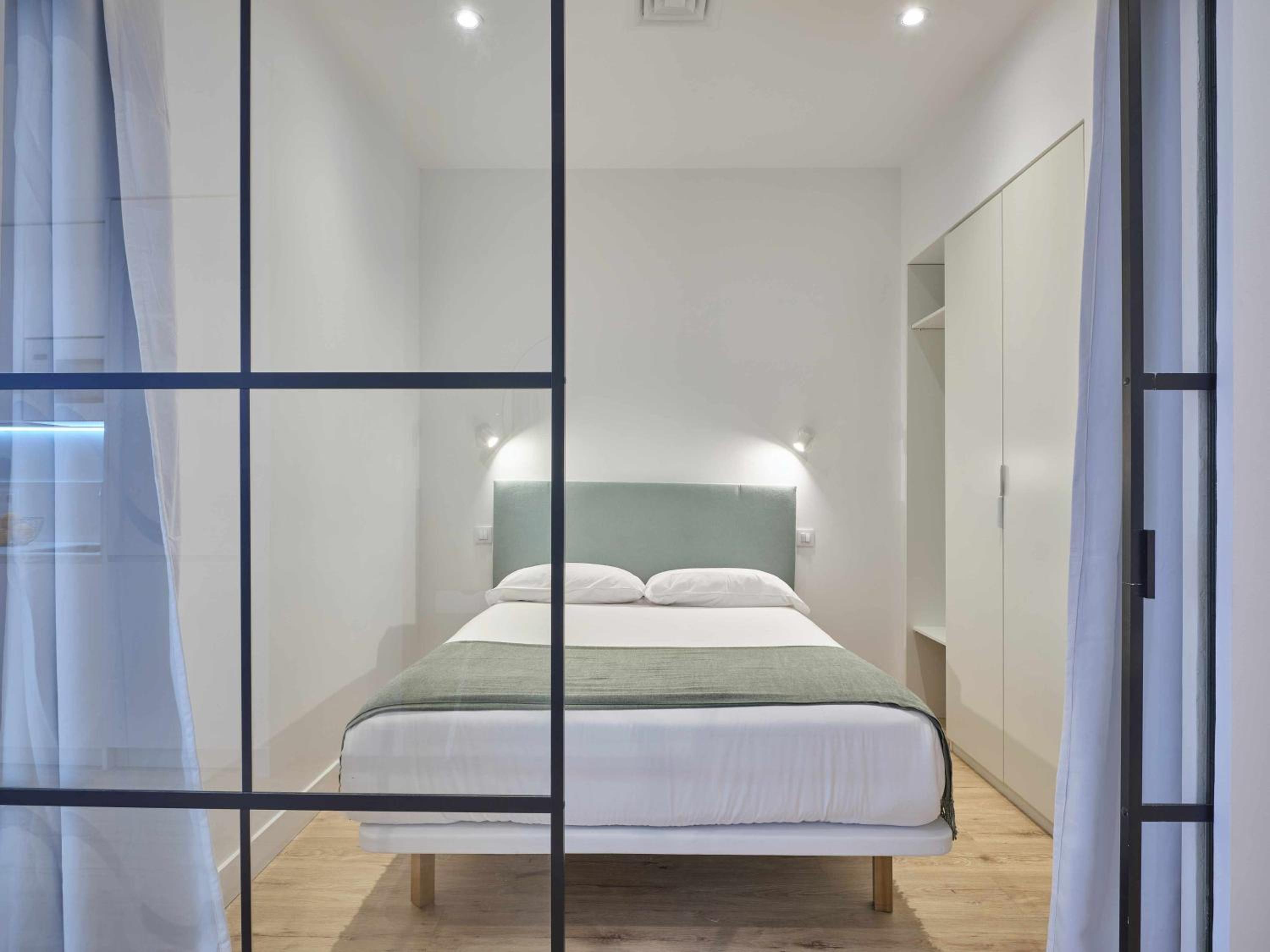 Standard Double Suite - Photo 2