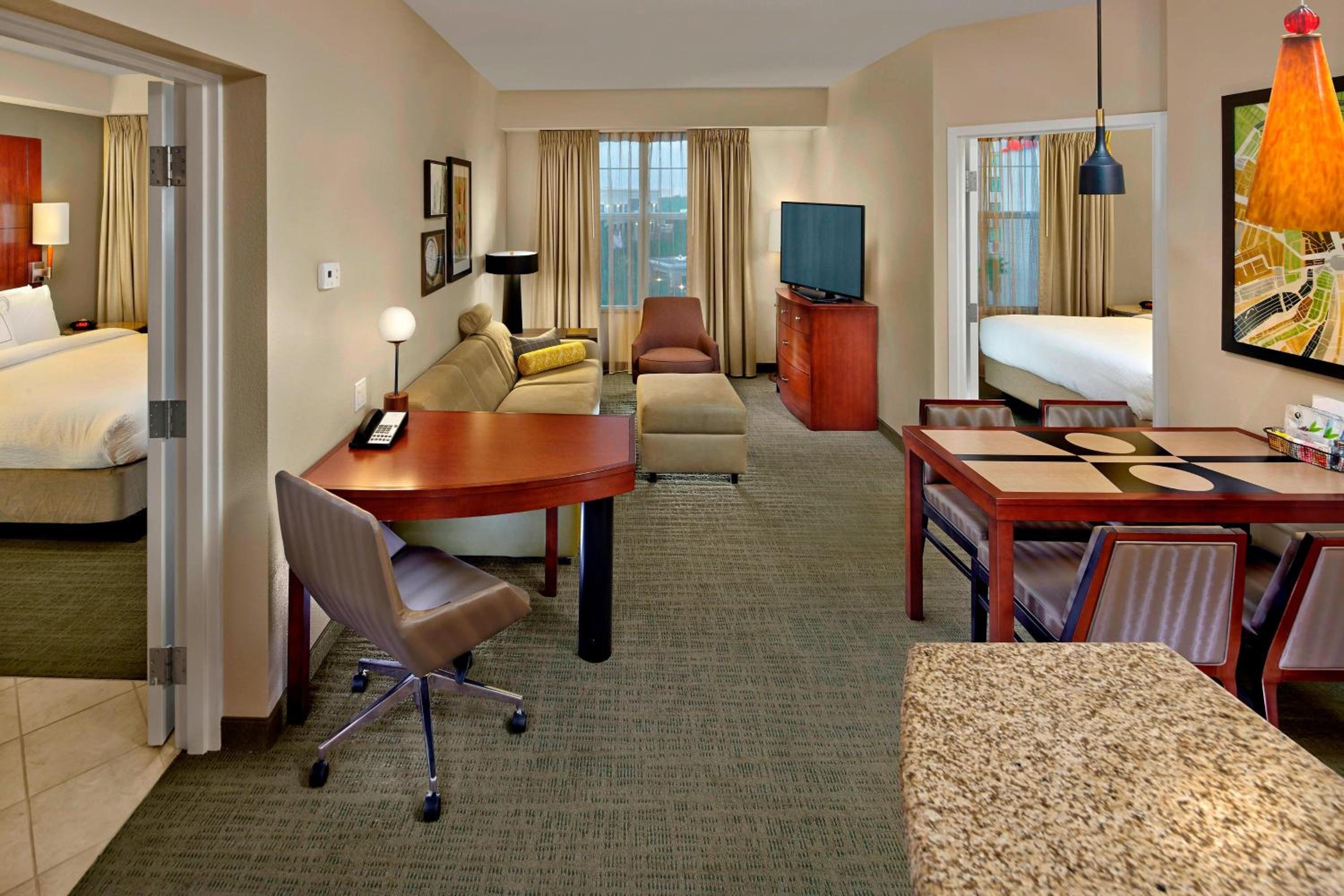 Two-Bedroom Suite - Photo 1