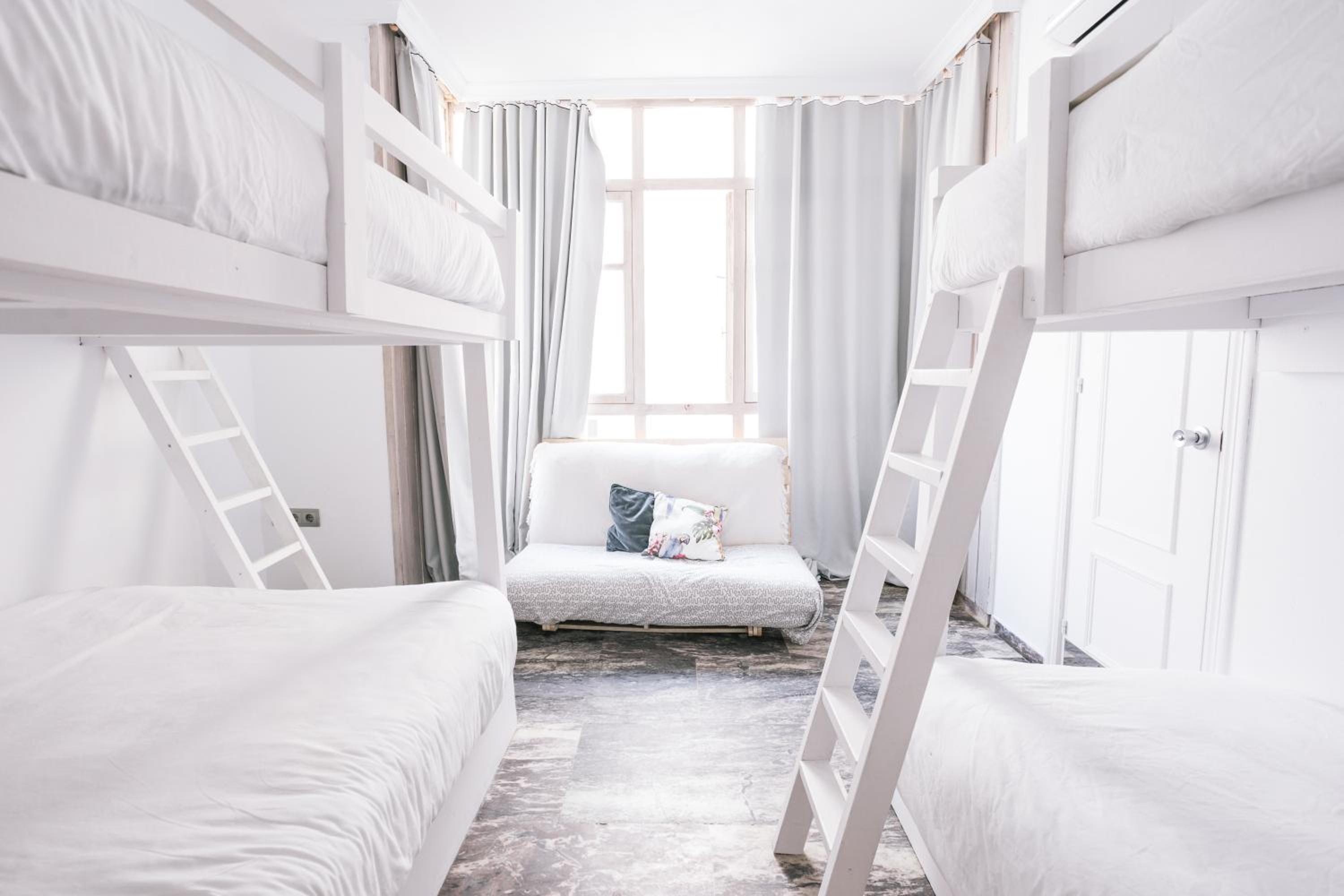 Habitación familiar con baño privado