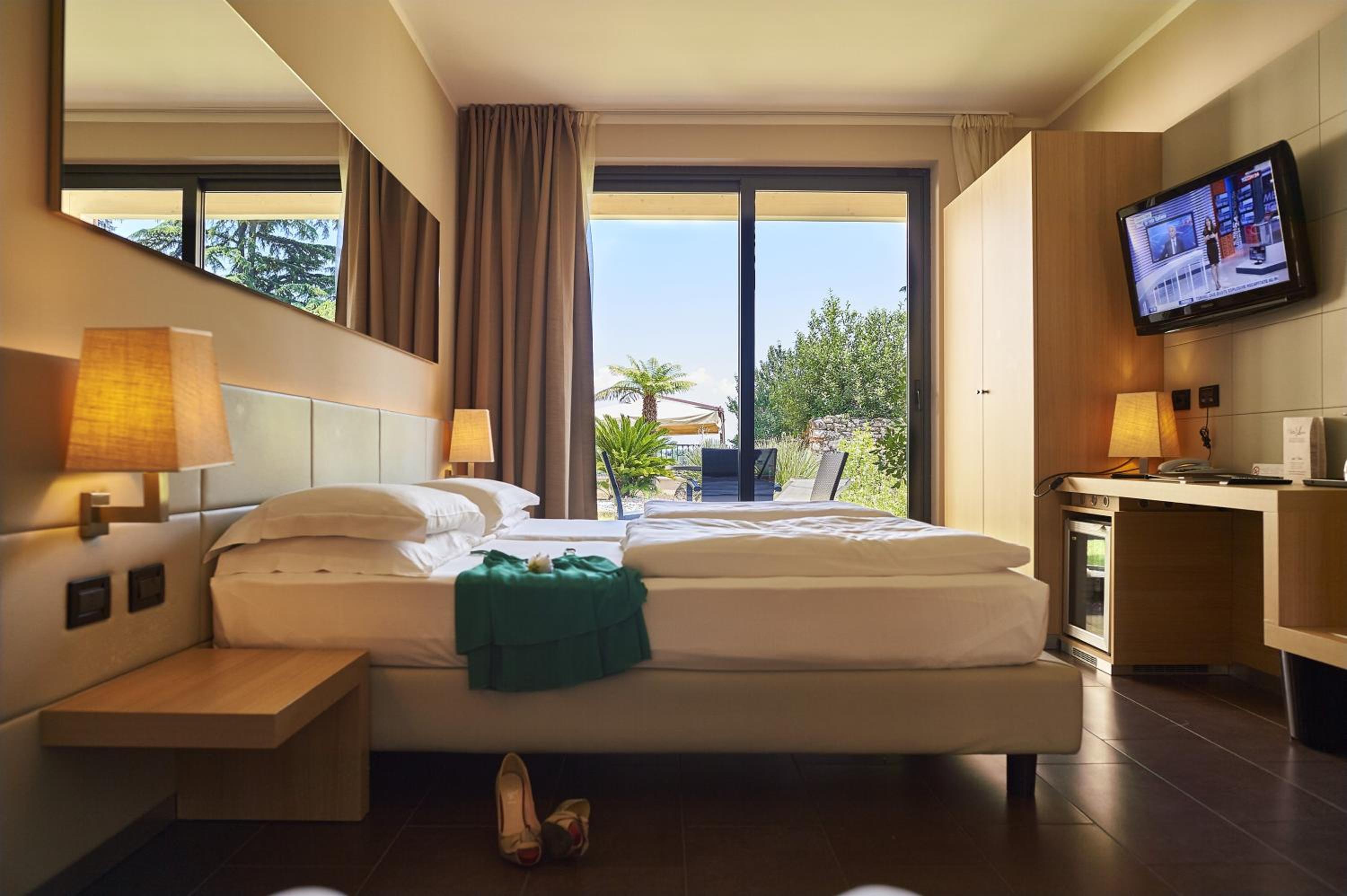 Comfort Triple/Quadruple Room with Garden