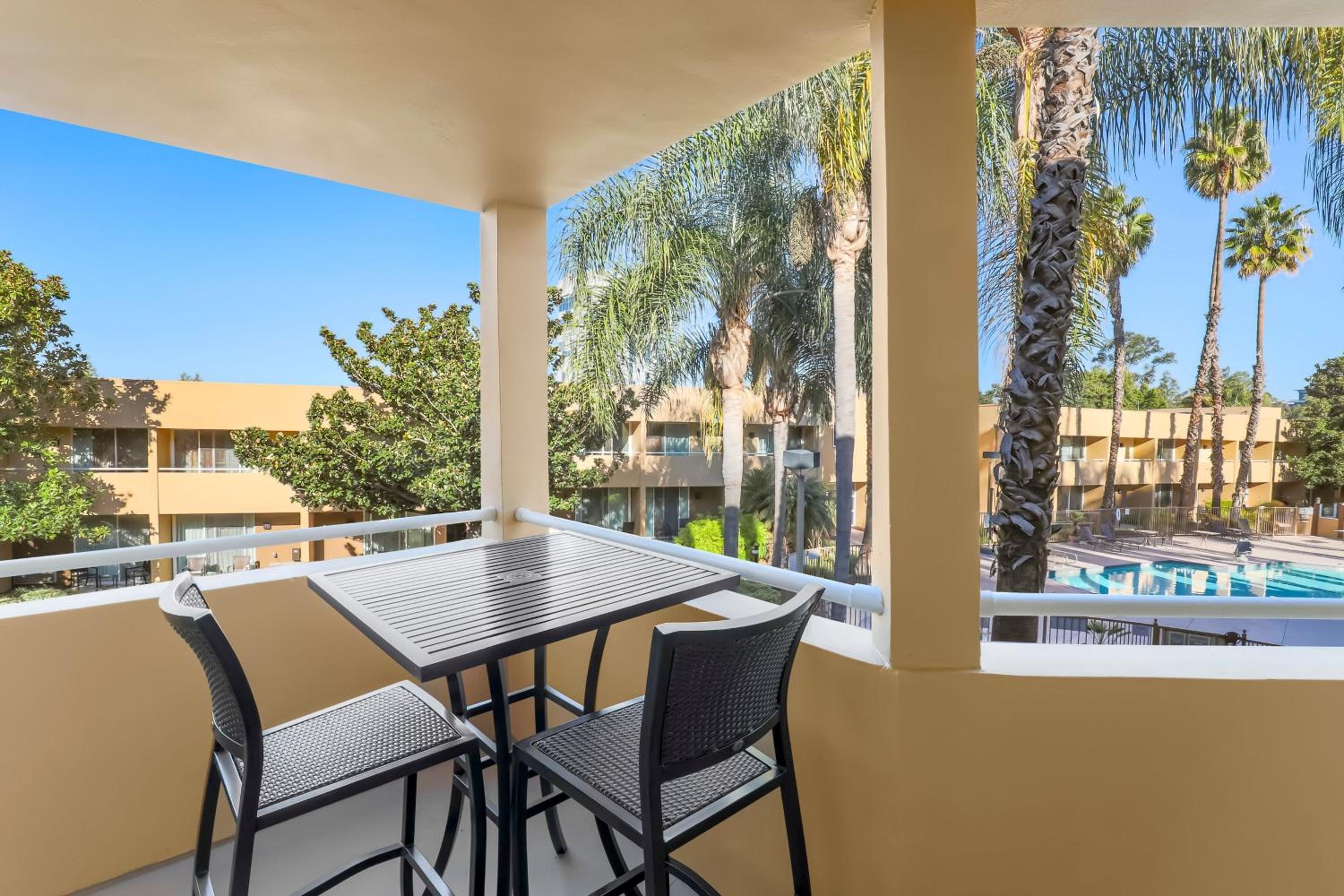 Two-Bedroom Suite with King and Sofa Bed - Courtyard View photo 2