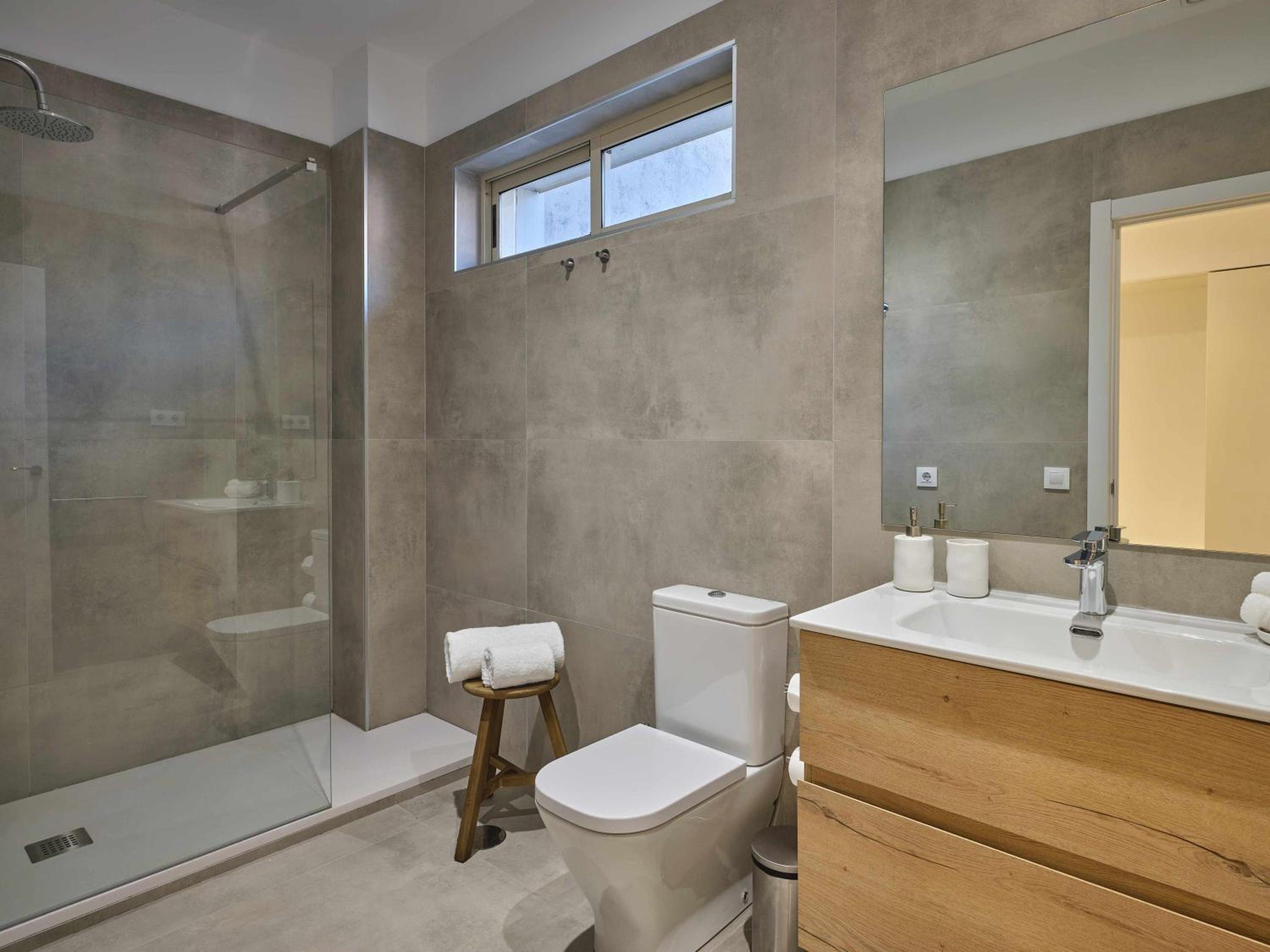 Duplex Suite - Photo 5