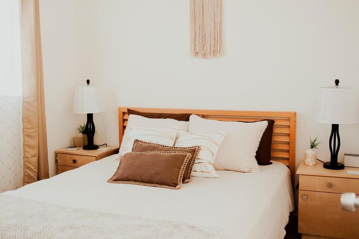 Two-Bedroom Villa - Photo 8