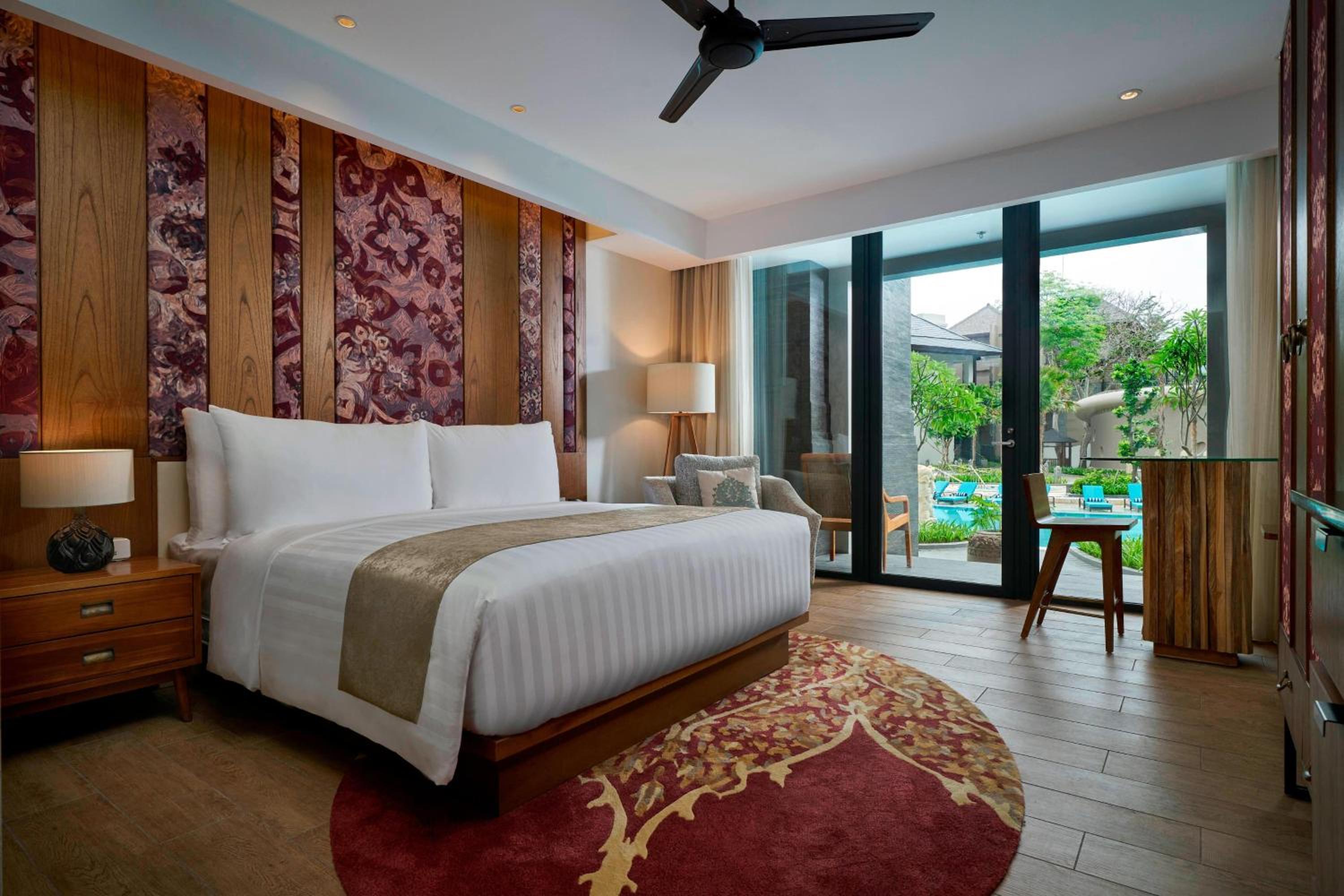 Two-Bedroom Apartment with King and Twin Beds and Balcony photo 1